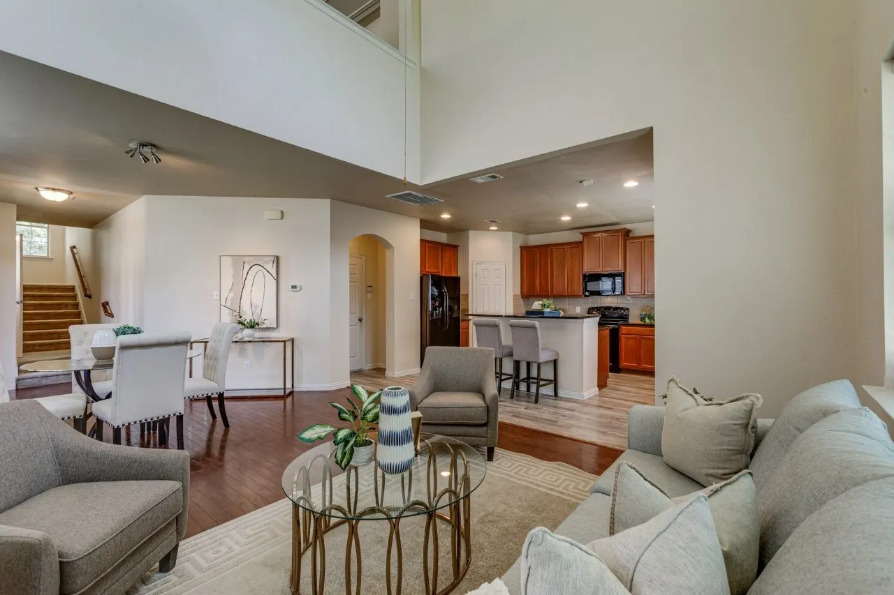 Single Family Residence For Sale in Dallas County , 4134 Florence Drive, Irving, Texas 75038, 2 Bedroom, 3 Bathroom, 2 Garage spaces, 1,857 Sqft, built in 2008, mls#21321869, Real Estate Agent in Irving, Homes For Sale in Dallas county, Homes For Sale in Irving, Realtor in Irving Texas, Real Estate Brokerage Independent Realty Texas, Luminita Cordes Realtor