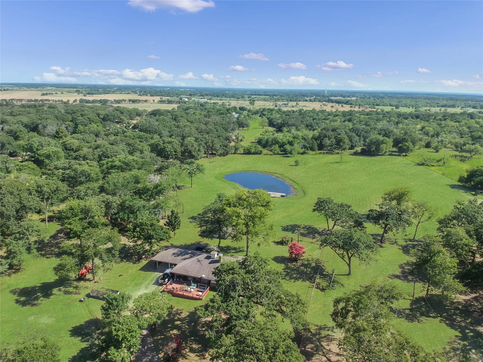 Single Family Residence For Sale in Kaufman County , 1001 Sandy Ridge Road, Scurry, Texas 75158, 3 Bedroom, 2 Bathroom, Garage spaces, 1,822 Sqft, built in 1983, mls#21322529, Real Estate Agent in Scurry, Homes For Sale in Kaufman county, Homes For Sale in Scurry, Realtor in Scurry Texas, Real Estate Brokerage Independent Realty Texas, Luminita Cordes Realtor