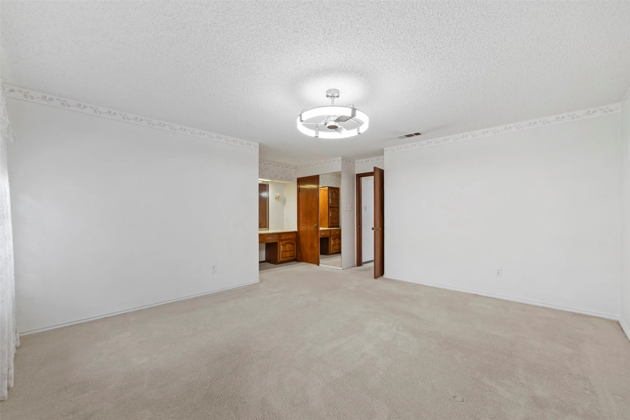 Single Family Residence For Sale in Dallas County , 903 Green Rock Drive, Duncanville, Texas 75137, 3 Bedroom, 2 Bathroom, 2 Garage spaces, 1,822 Sqft, built in 1975, mls#21322939, Real Estate Agent in Duncanville, Homes For Sale in Dallas county, Homes For Sale in Duncanville, Realtor in Duncanville Texas, Real Estate Brokerage Independent Realty Texas, Luminita Cordes Realtor