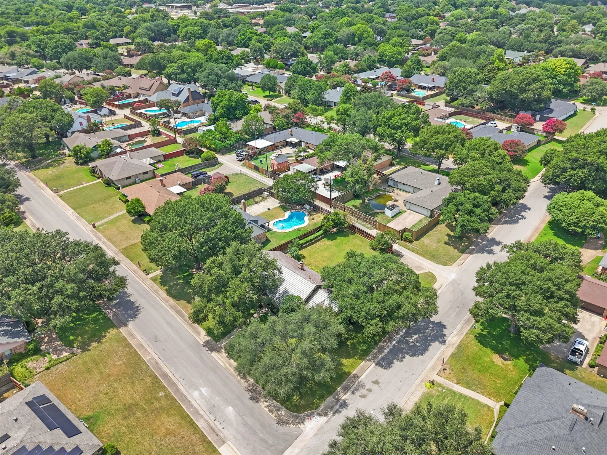 Single Family Residence For Sale in Dallas County , 903 Green Rock Drive, Duncanville, Texas 75137, 3 Bedroom, 2 Bathroom, 2 Garage spaces, 1,822 Sqft, built in 1975, mls#21322939, Real Estate Agent in Duncanville, Homes For Sale in Dallas county, Homes For Sale in Duncanville, Realtor in Duncanville Texas, Real Estate Brokerage Independent Realty Texas, Luminita Cordes Realtor