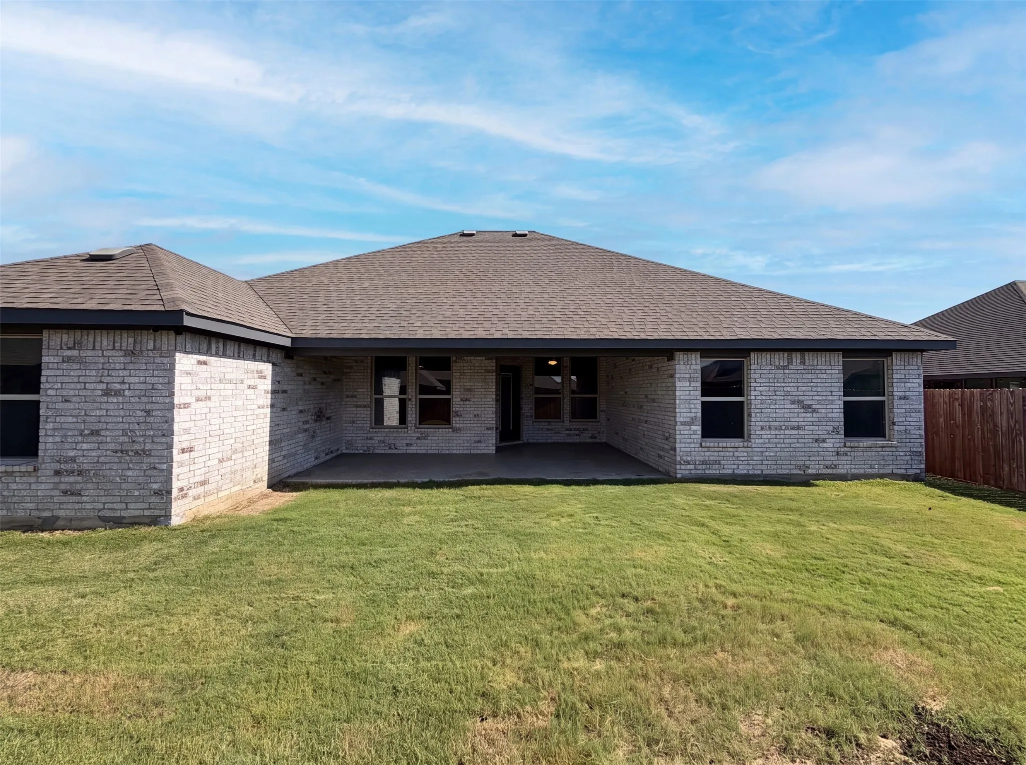 Single Family Residence For Sale in Denton County , 1530 Woodmere Drive, Krum, Texas 76249, 3 Bedroom, 2 Bathroom, 3 Garage spaces, 1,844 Sqft, built in 2021, mls#21322933, Real Estate Agent in Krum, Homes For Sale in Denton county, Homes For Sale in Krum, Realtor in Krum Texas, Real Estate Brokerage Independent Realty Texas, Luminita Cordes Realtor