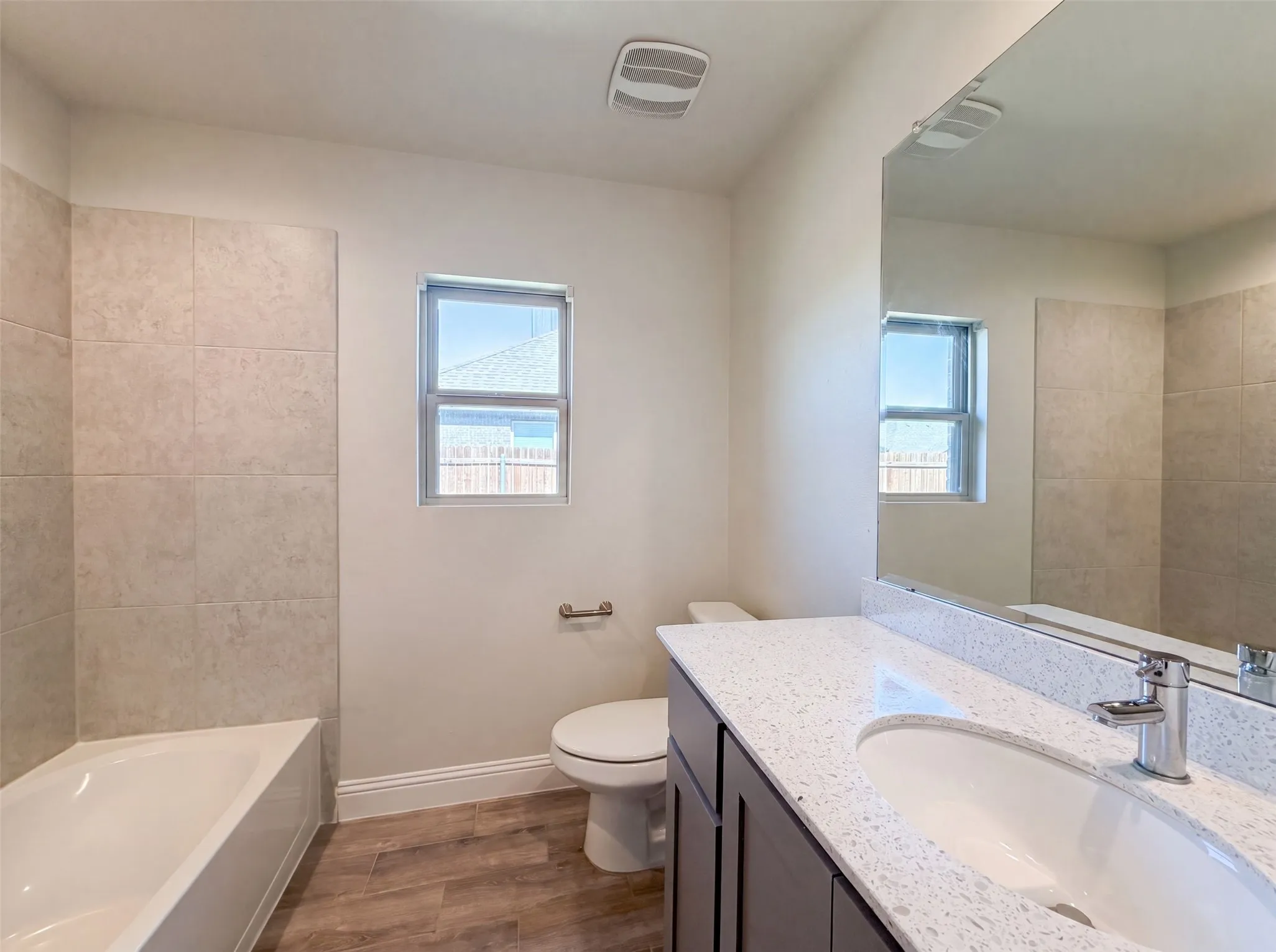 Single Family Residence For Sale in Denton County , 1530 Woodmere Drive, Krum, Texas 76249, 3 Bedroom, 2 Bathroom, 3 Garage spaces, 1,844 Sqft, built in 2021, mls#21322933, Real Estate Agent in Krum, Homes For Sale in Denton county, Homes For Sale in Krum, Realtor in Krum Texas, Real Estate Brokerage Independent Realty Texas, Luminita Cordes Realtor
