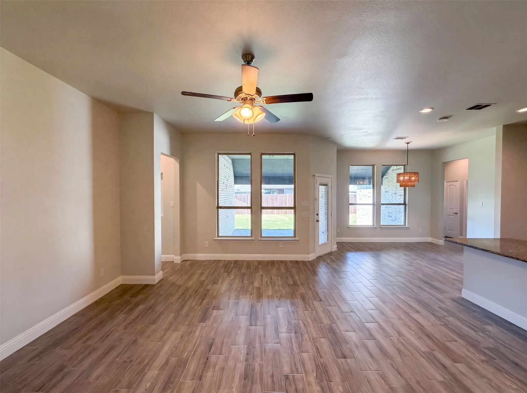 Single Family Residence For Sale in Denton County , 1530 Woodmere Drive, Krum, Texas 76249, 3 Bedroom, 2 Bathroom, 3 Garage spaces, 1,844 Sqft, built in 2021, mls#21322933, Real Estate Agent in Krum, Homes For Sale in Denton county, Homes For Sale in Krum, Realtor in Krum Texas, Real Estate Brokerage Independent Realty Texas, Luminita Cordes Realtor