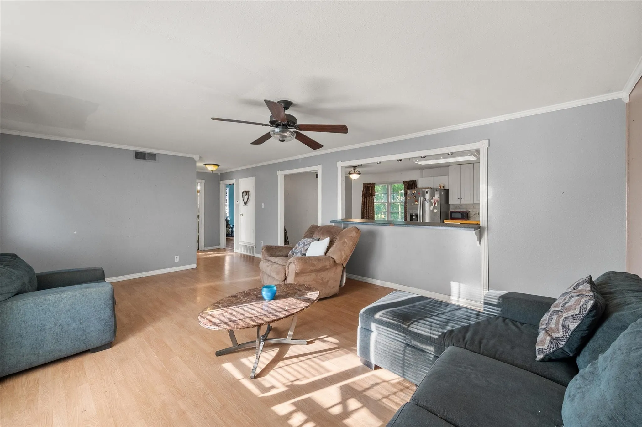 Single Family Residence For Sale in Navarro County , 302 S 38th Street, Corsicana, Texas 75110, 3 Bedroom, 2 Bathroom, Garage spaces, 1,308 Sqft, built in 1960, mls#21320035, Real Estate Agent in Corsicana, Homes For Sale in Navarro county, Homes For Sale in Corsicana, Realtor in Corsicana Texas, Real Estate Brokerage Independent Realty Texas, Luminita Cordes Realtor