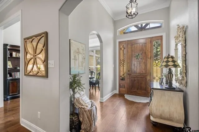 Single Family Residence For Sale in Smith County , 332 Hines Crossing, Bullard, Texas 75757, 3 Bedroom, 2 Bathroom, 2 Garage spaces, 2,539 Sqft, built in 2018, mls#21322975, Real Estate Agent in Bullard, Homes For Sale in Smith county, Homes For Sale in Bullard, Realtor in Bullard Texas, Real Estate Brokerage Independent Realty Texas, Luminita Cordes Realtor