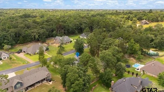 Single Family Residence For Sale in Smith County , 332 Hines Crossing, Bullard, Texas 75757, 3 Bedroom, 2 Bathroom, 2 Garage spaces, 2,539 Sqft, built in 2018, mls#21322975, Real Estate Agent in Bullard, Homes For Sale in Smith county, Homes For Sale in Bullard, Realtor in Bullard Texas, Real Estate Brokerage Independent Realty Texas, Luminita Cordes Realtor