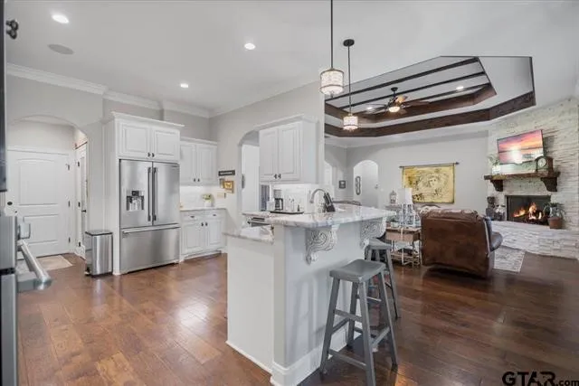 Single Family Residence For Sale in Smith County , 332 Hines Crossing, Bullard, Texas 75757, 3 Bedroom, 2 Bathroom, 2 Garage spaces, 2,539 Sqft, built in 2018, mls#21322975, Real Estate Agent in Bullard, Homes For Sale in Smith county, Homes For Sale in Bullard, Realtor in Bullard Texas, Real Estate Brokerage Independent Realty Texas, Luminita Cordes Realtor