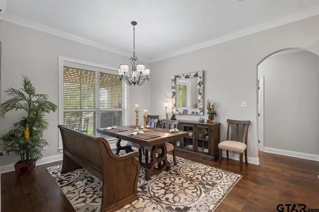Single Family Residence For Sale in Smith County , 332 Hines Crossing, Bullard, Texas 75757, 3 Bedroom, 2 Bathroom, 2 Garage spaces, 2,539 Sqft, built in 2018, mls#21322975, Real Estate Agent in Bullard, Homes For Sale in Smith county, Homes For Sale in Bullard, Realtor in Bullard Texas, Real Estate Brokerage Independent Realty Texas, Luminita Cordes Realtor