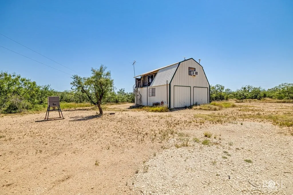 Single Family Residence For Sale in Concho County , 17001 Mustang Creek Road, Paint Rock, Texas 76862, 1 Bedroom, 1 Bathroom, 5 Garage spaces, 1,350 Sqft, built in 1990, Price $415,750, mls#21322986, Real Estate Agent in Paint Rock, Homes For Sale in Concho county, Homes For Sale in Paint Rock, Realtor in Paint Rock Texas, Real Estate Brokerage Independent Realty Texas, Luminita Cordes Realtor