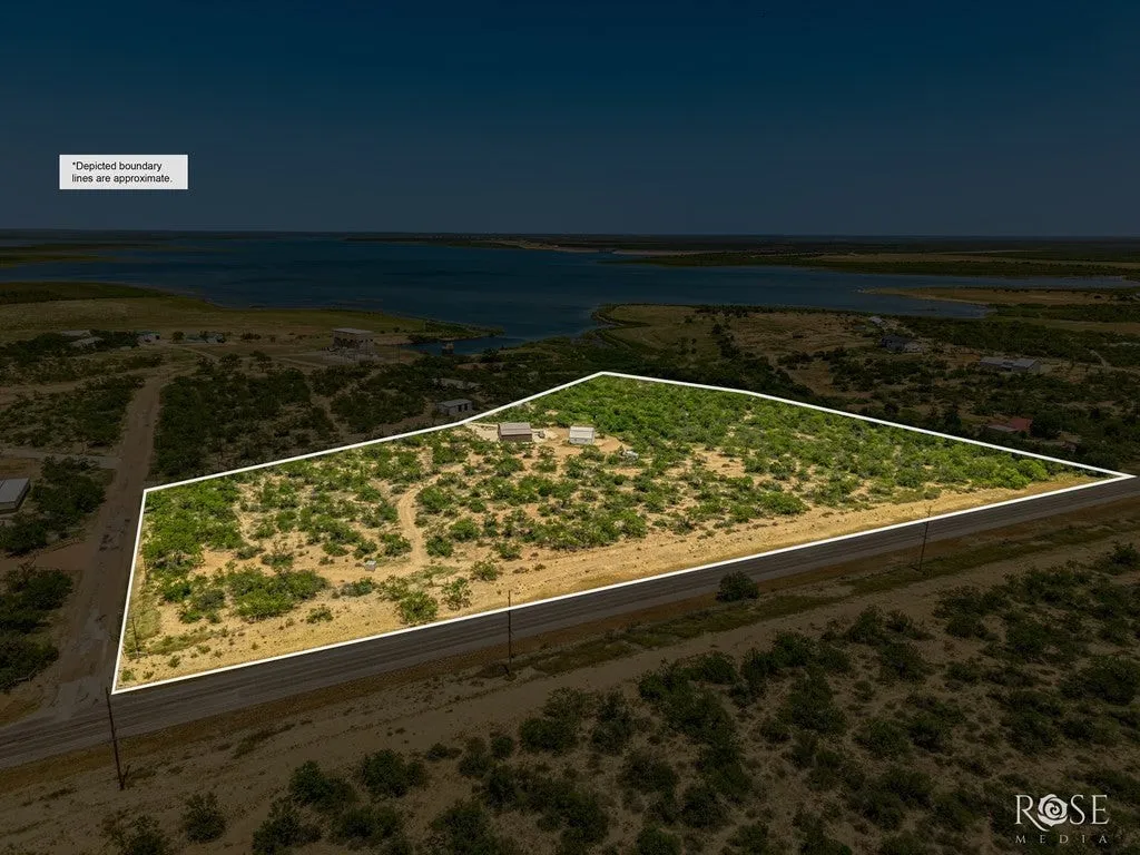 Single Family Residence For Sale in Concho County , 17001 Mustang Creek Road, Paint Rock, Texas 76862, 1 Bedroom, 1 Bathroom, 5 Garage spaces, 1,350 Sqft, built in 1990, Price $415,750, mls#21322986, Real Estate Agent in Paint Rock, Homes For Sale in Concho county, Homes For Sale in Paint Rock, Realtor in Paint Rock Texas, Real Estate Brokerage Independent Realty Texas, Luminita Cordes Realtor