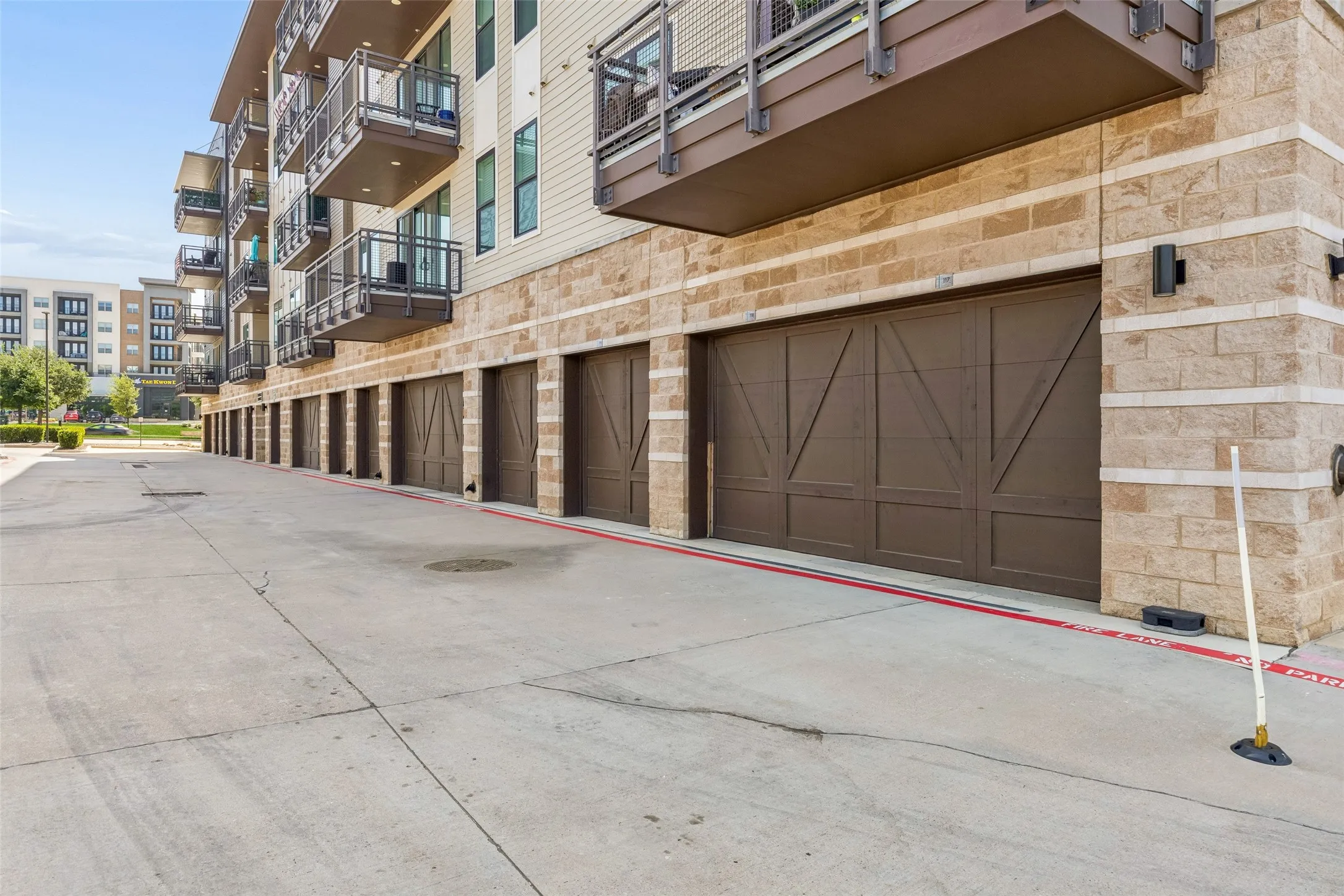 Condominium For Sale in Denton County , 3517 Windhaven Parkway 2204, Lewisville, Texas 75056, 2 Bedroom, 2 Bathroom, 1 Garage spaces, 1,468 Sqft, built in 2019, mls#21319599, Real Estate Agent in Lewisville, Homes For Sale in Denton county, Homes For Sale in Lewisville, Realtor in Lewisville Texas, Real Estate Brokerage Independent Realty Texas, Luminita Cordes Realtor