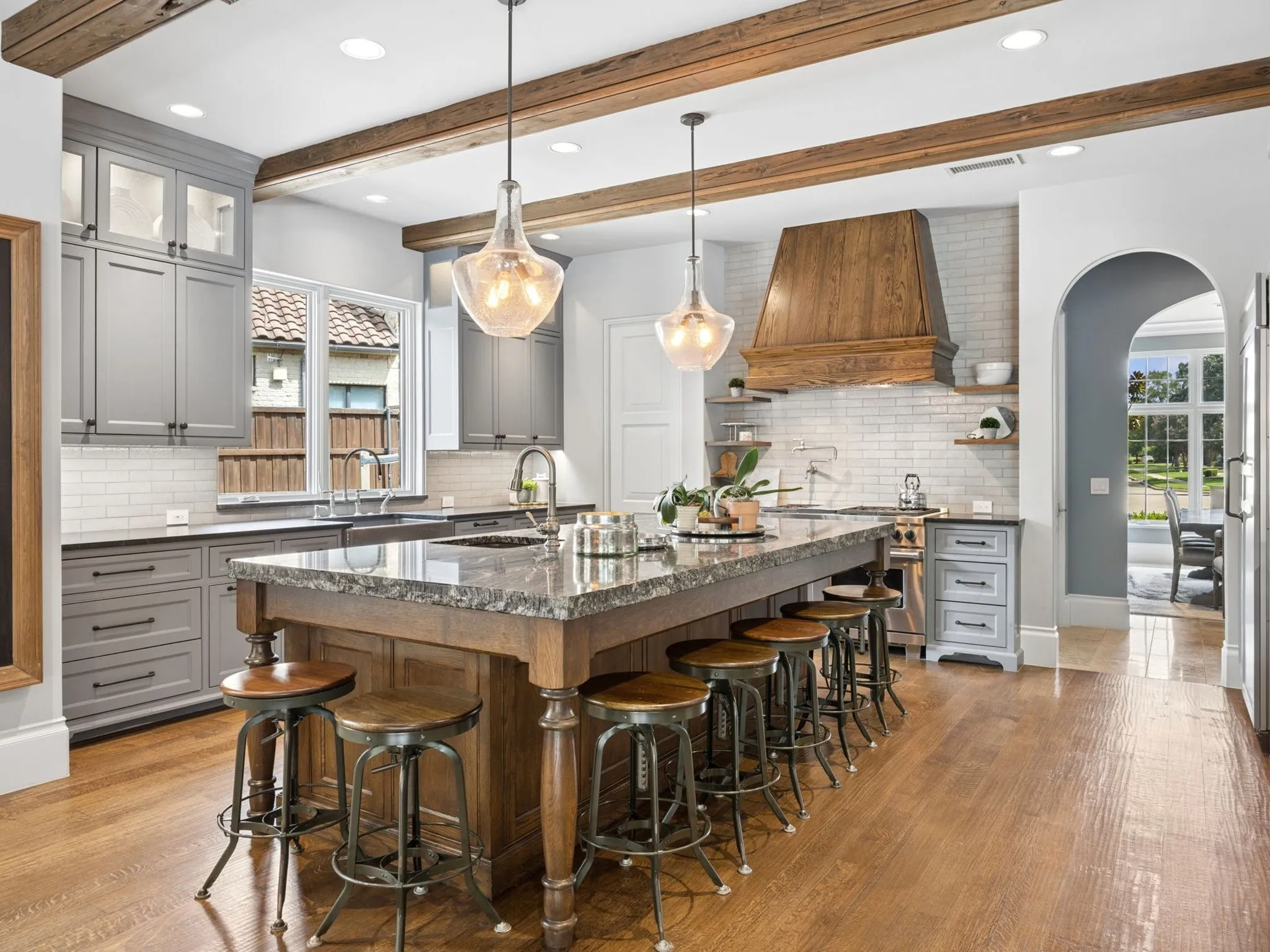 Single Family Residence For Sale in Dallas County , 722 Inglenook Court, Coppell, Texas 75019, 5 Bedroom, 6 Bathroom, 4 Garage spaces, 6,241 Sqft, built in 2017, mls#21315818, Real Estate Agent in Coppell, Homes For Sale in Dallas county, Homes For Sale in Coppell, Realtor in Coppell Texas, Real Estate Brokerage Independent Realty Texas, Luminita Cordes Realtor