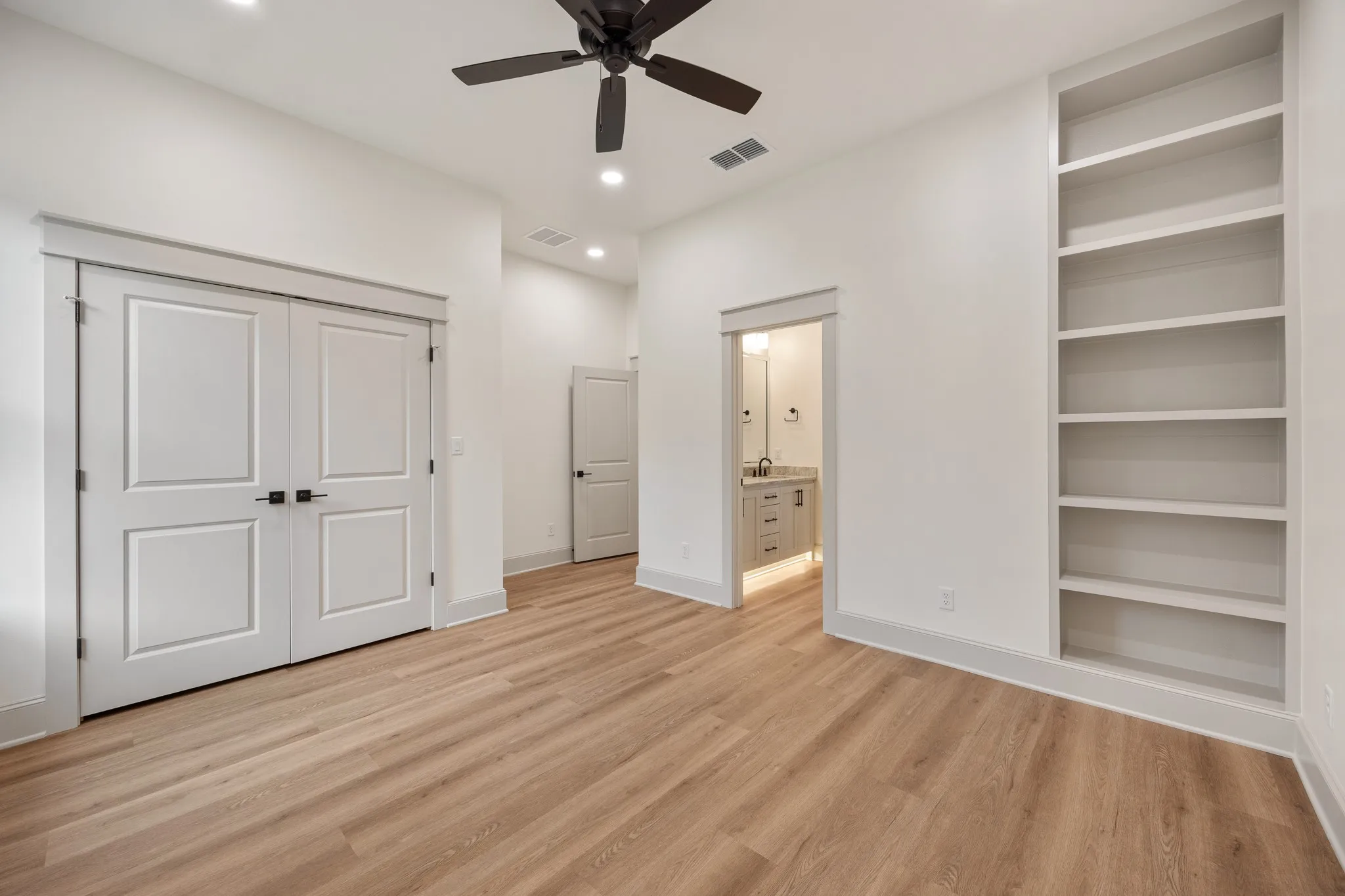 Single Family Residence For Sale in Smith County , 12388 Madison Crossing, Bullard, Texas 75757, 4 Bedroom, 3 Bathroom, 2 Garage spaces, 2,627 Sqft, built in 2026, Price $615,000, mls#21323009, Real Estate Agent in Bullard, Homes For Sale in Smith county, Homes For Sale in Bullard, Realtor in Bullard Texas, Real Estate Brokerage Independent Realty Texas, Luminita Cordes Realtor