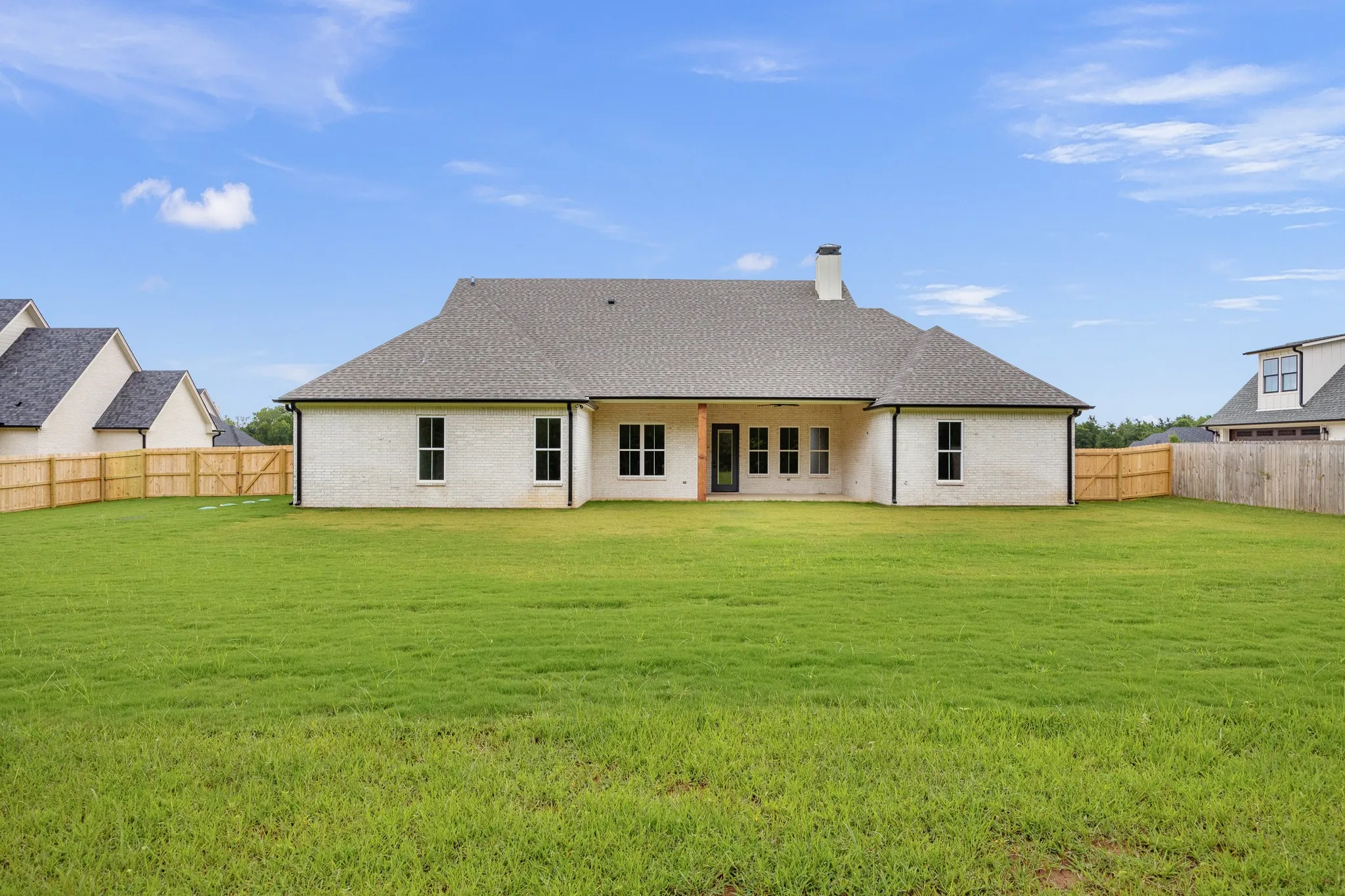 Single Family Residence For Sale in Smith County , 12388 Madison Crossing, Bullard, Texas 75757, 4 Bedroom, 3 Bathroom, 2 Garage spaces, 2,627 Sqft, built in 2026, Price $615,000, mls#21323009, Real Estate Agent in Bullard, Homes For Sale in Smith county, Homes For Sale in Bullard, Realtor in Bullard Texas, Real Estate Brokerage Independent Realty Texas, Luminita Cordes Realtor