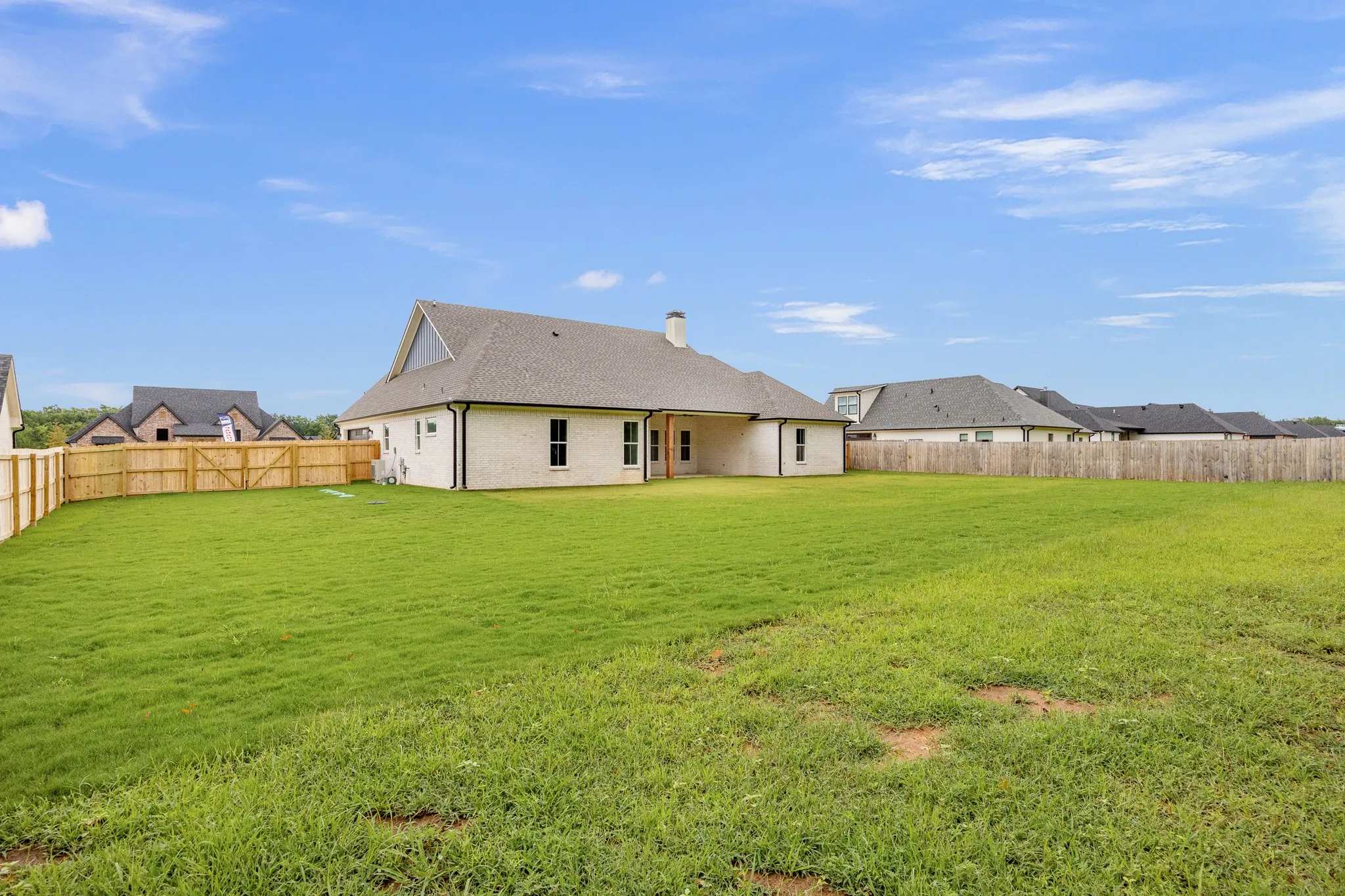 Single Family Residence For Sale in Smith County , 12388 Madison Crossing, Bullard, Texas 75757, 4 Bedroom, 3 Bathroom, 2 Garage spaces, 2,627 Sqft, built in 2026, Price $615,000, mls#21323009, Real Estate Agent in Bullard, Homes For Sale in Smith county, Homes For Sale in Bullard, Realtor in Bullard Texas, Real Estate Brokerage Independent Realty Texas, Luminita Cordes Realtor