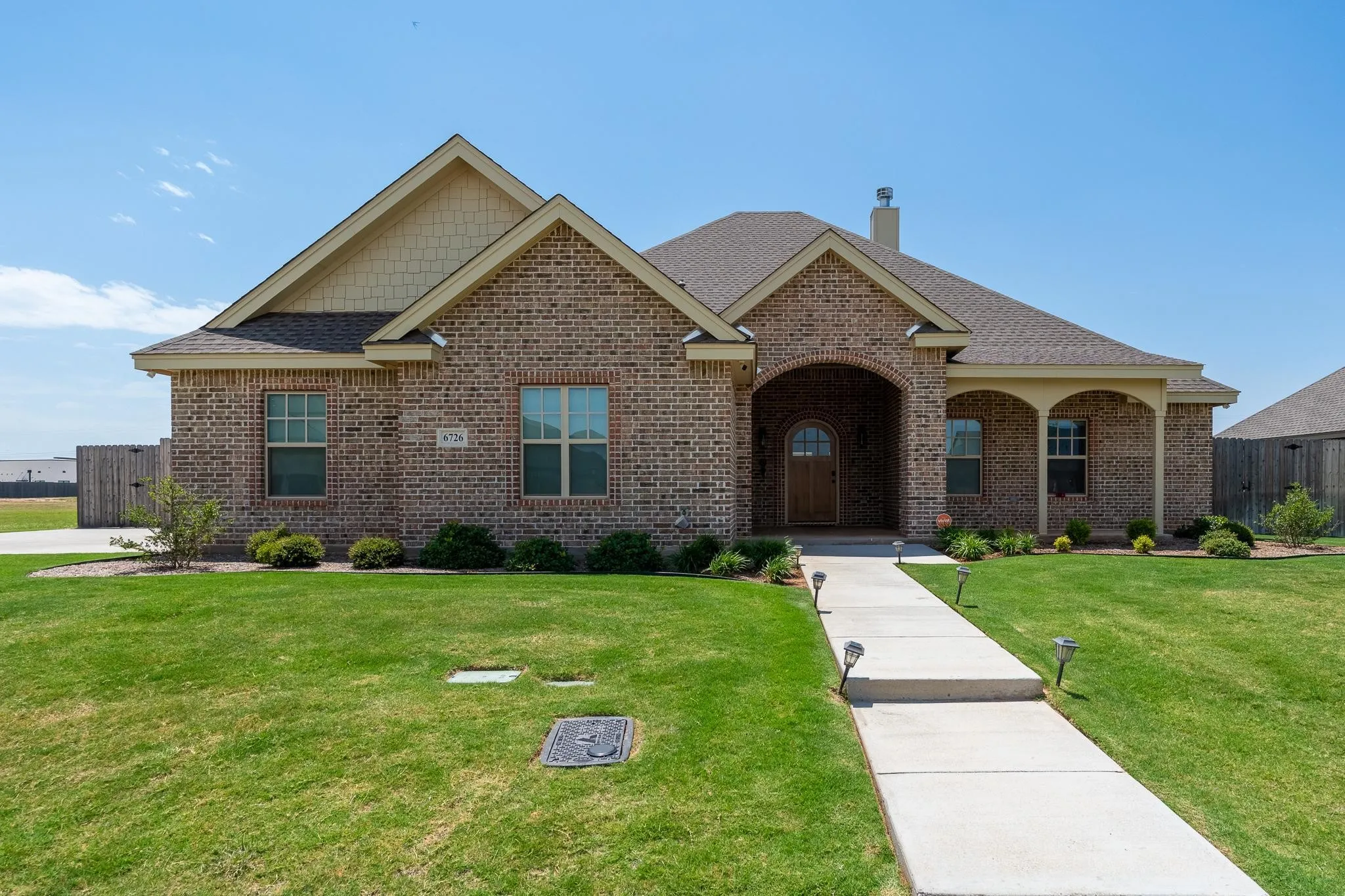 Single Family Residence For Sale in Taylor County , 6726 Potter-Bacon Trail, Abilene, Texas 79606, 4 Bedroom, 3 Bathroom, 2 Garage spaces, 2,629 Sqft, built in 2024, mls#21321995, Real Estate Agent in Abilene, Homes For Sale in Taylor county, Homes For Sale in Abilene, Realtor in Abilene Texas, Real Estate Brokerage Independent Realty Texas, Luminita Cordes Realtor