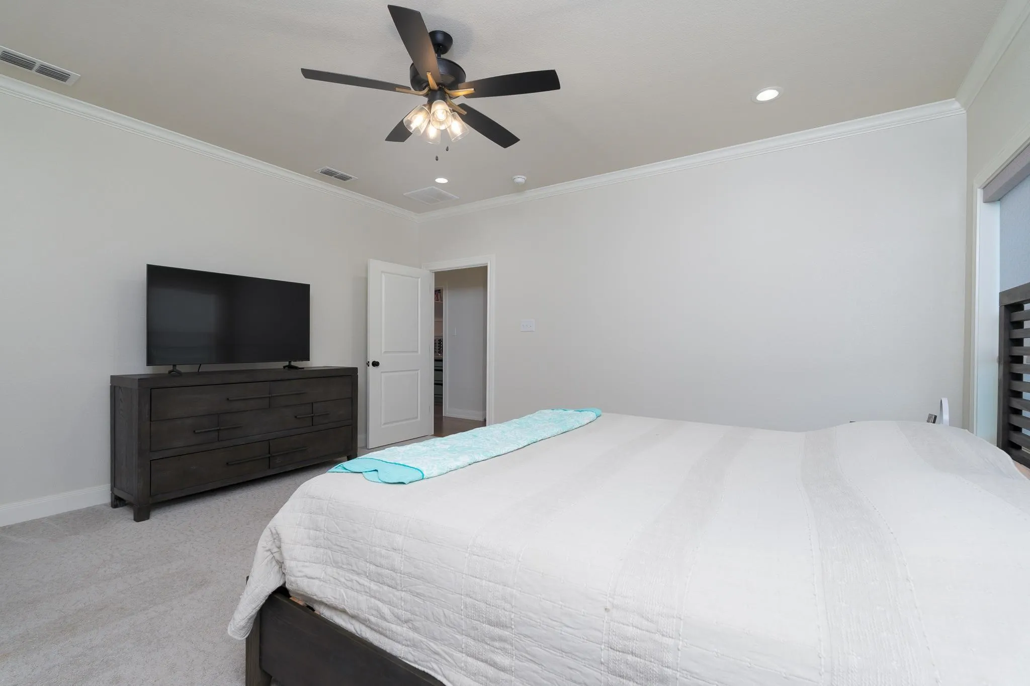 Single Family Residence For Sale in Taylor County , 6726 Potter-Bacon Trail, Abilene, Texas 79606, 4 Bedroom, 3 Bathroom, 2 Garage spaces, 2,629 Sqft, built in 2024, mls#21321995, Real Estate Agent in Abilene, Homes For Sale in Taylor county, Homes For Sale in Abilene, Realtor in Abilene Texas, Real Estate Brokerage Independent Realty Texas, Luminita Cordes Realtor