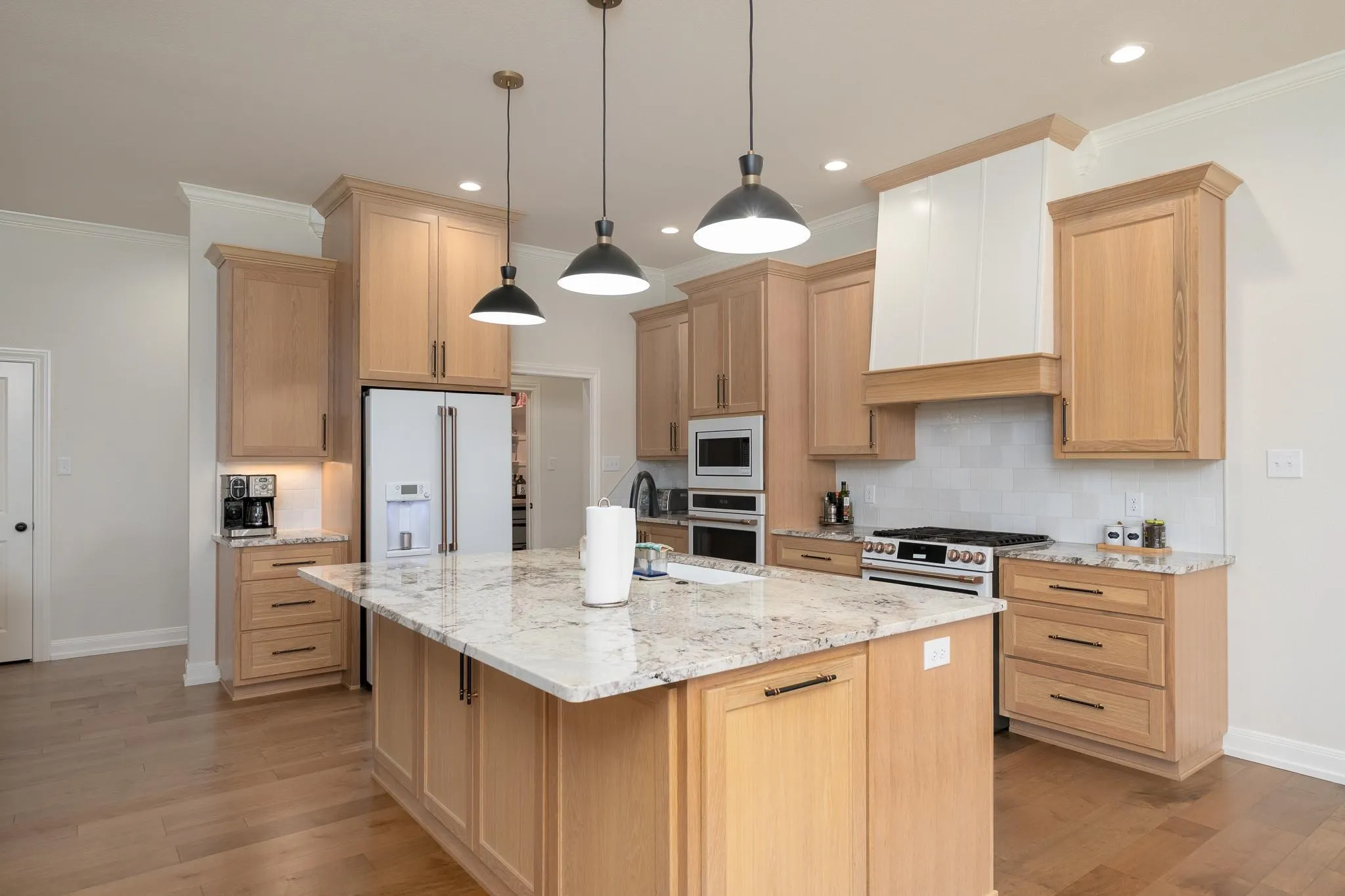 Single Family Residence For Sale in Taylor County , 6726 Potter-Bacon Trail, Abilene, Texas 79606, 4 Bedroom, 3 Bathroom, 2 Garage spaces, 2,629 Sqft, built in 2024, mls#21321995, Real Estate Agent in Abilene, Homes For Sale in Taylor county, Homes For Sale in Abilene, Realtor in Abilene Texas, Real Estate Brokerage Independent Realty Texas, Luminita Cordes Realtor