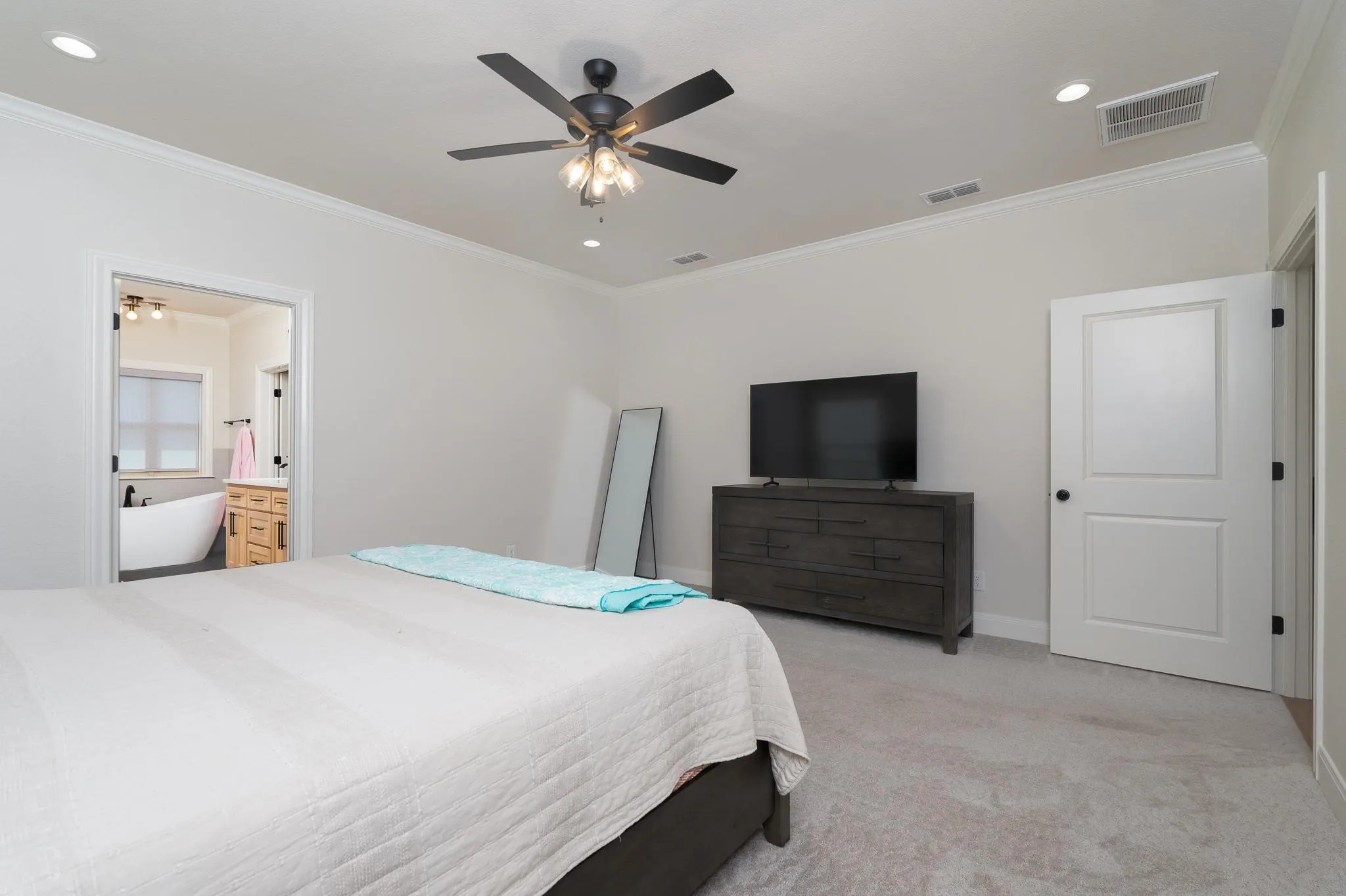 Single Family Residence For Sale in Taylor County , 6726 Potter-Bacon Trail, Abilene, Texas 79606, 4 Bedroom, 3 Bathroom, 2 Garage spaces, 2,629 Sqft, built in 2024, mls#21321995, Real Estate Agent in Abilene, Homes For Sale in Taylor county, Homes For Sale in Abilene, Realtor in Abilene Texas, Real Estate Brokerage Independent Realty Texas, Luminita Cordes Realtor