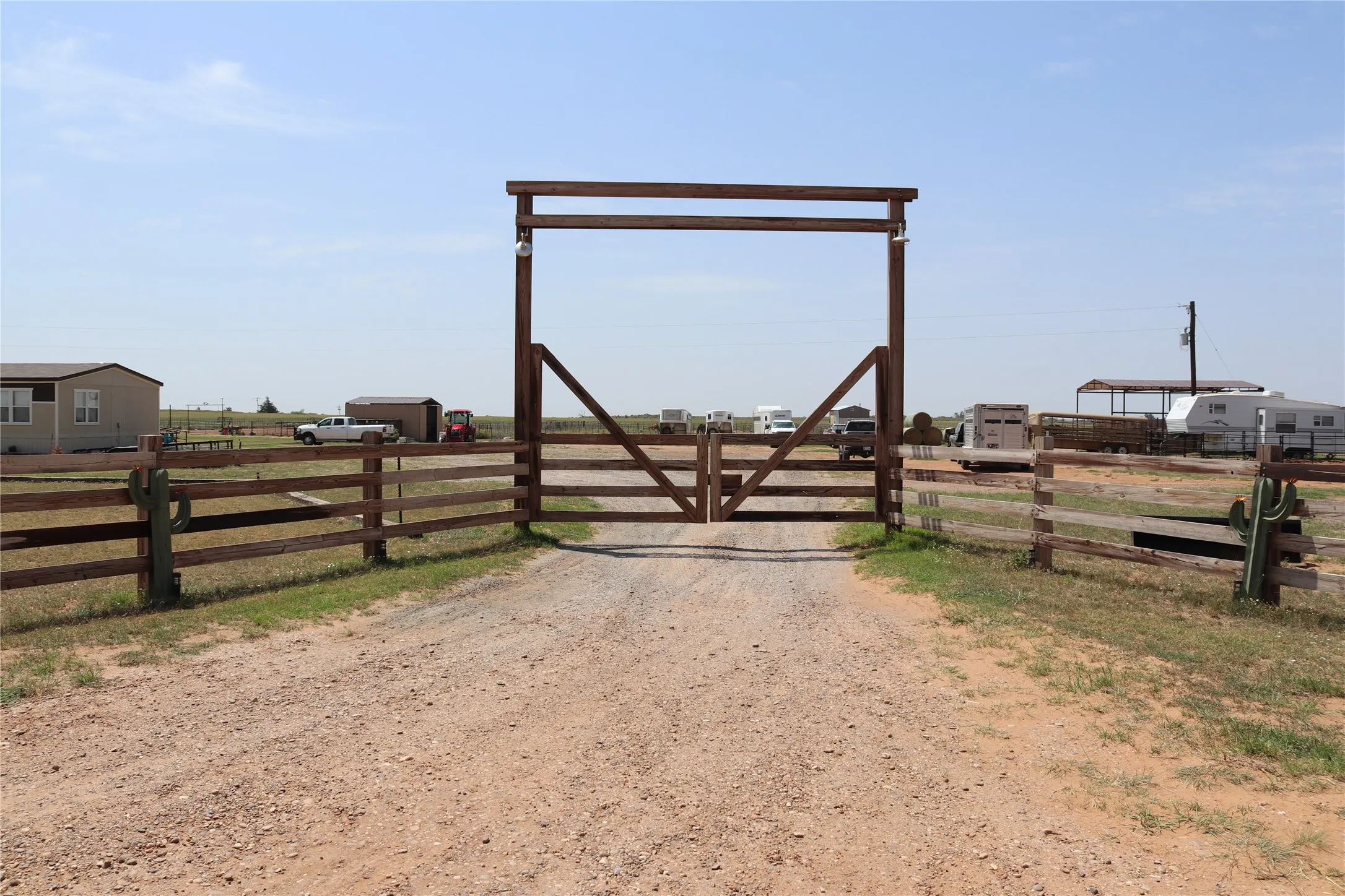 Farm For Sale in Wilbarger County , 9315 CR 106 W, Vernon, Texas 76384, 4 Bedroom, 2 Bathroom, Garage spaces, 2,200 Sqft, built in 2022, mls#21323018, Real Estate Agent in Vernon, Homes For Sale in Wilbarger county, Homes For Sale in Vernon, Realtor in Vernon Texas, Real Estate Brokerage Independent Realty Texas, Luminita Cordes Realtor