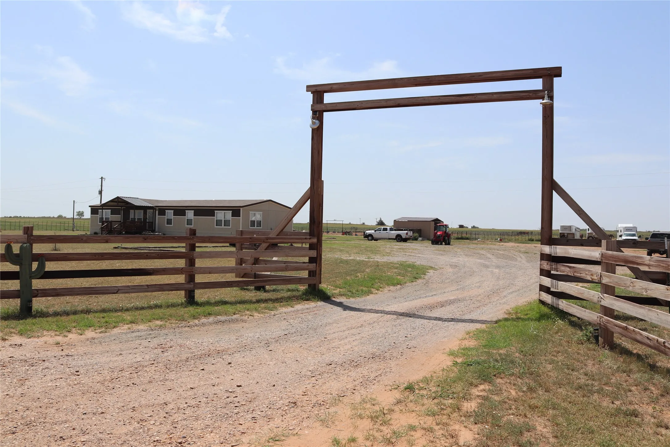 Farm For Sale in Wilbarger County , 9315 CR 106 W, Vernon, Texas 76384, 4 Bedroom, 2 Bathroom, Garage spaces, 2,200 Sqft, built in 2022, mls#21323018, Real Estate Agent in Vernon, Homes For Sale in Wilbarger county, Homes For Sale in Vernon, Realtor in Vernon Texas, Real Estate Brokerage Independent Realty Texas, Luminita Cordes Realtor