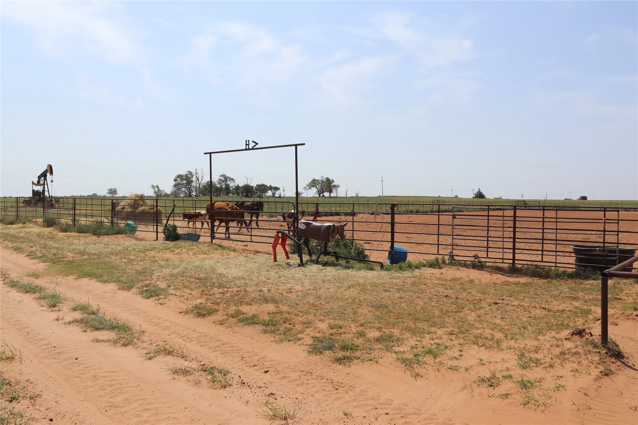 Farm For Sale in Wilbarger County , 9315 CR 106 W, Vernon, Texas 76384, 4 Bedroom, 2 Bathroom, Garage spaces, 2,200 Sqft, built in 2022, mls#21323018, Real Estate Agent in Vernon, Homes For Sale in Wilbarger county, Homes For Sale in Vernon, Realtor in Vernon Texas, Real Estate Brokerage Independent Realty Texas, Luminita Cordes Realtor