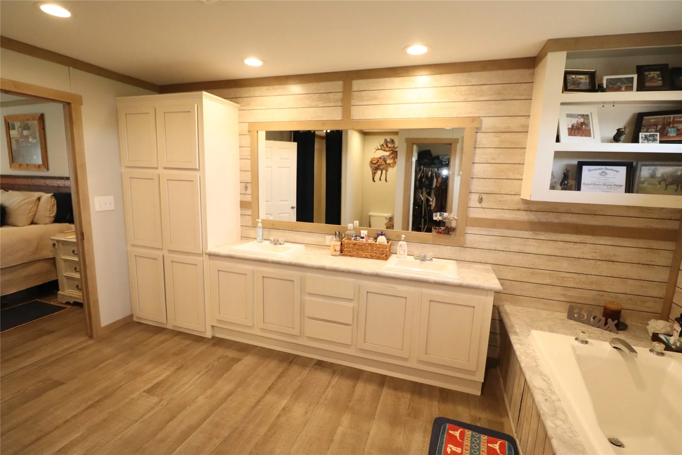 Farm For Sale in Wilbarger County , 9315 CR 106 W, Vernon, Texas 76384, 4 Bedroom, 2 Bathroom, Garage spaces, 2,200 Sqft, built in 2022, mls#21323018, Real Estate Agent in Vernon, Homes For Sale in Wilbarger county, Homes For Sale in Vernon, Realtor in Vernon Texas, Real Estate Brokerage Independent Realty Texas, Luminita Cordes Realtor
