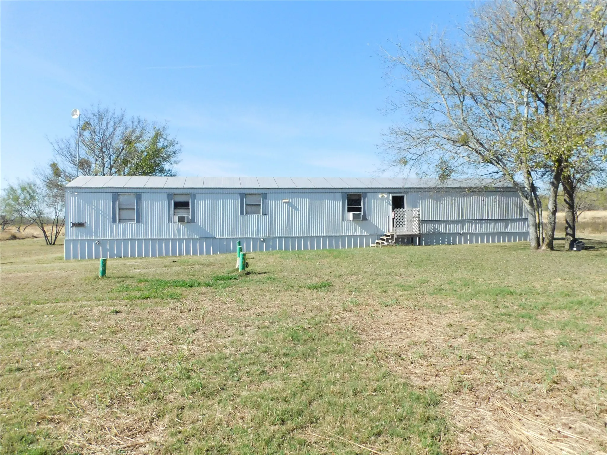 Ranch For Sale in Hill County , 233 Hcr 3315, Hubbard, Texas 76648, 0, 0, Garage spaces, 0 Sqft, built in 1996, Price $450,000, mls#21323022, Real Estate Agent in Hubbard, Homes For Sale in Hill county, Homes For Sale in Hubbard, Realtor in Hubbard Texas, Real Estate Brokerage Independent Realty Texas, Luminita Cordes Realtor