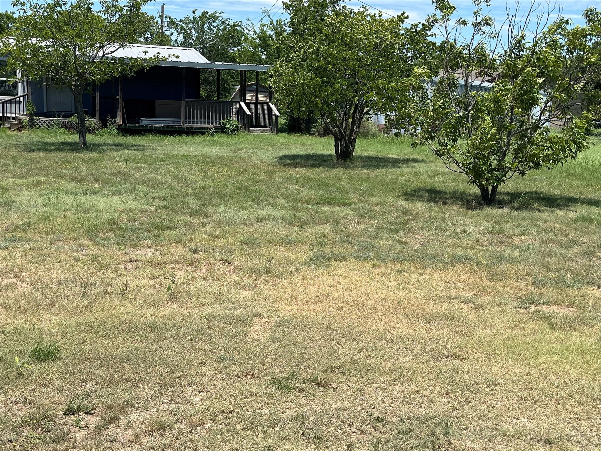 Mobile Home For Sale in Erath County , 518 Eagle Street, Dublin, Texas 76446, 2 Bedroom, 2 Bathroom, Garage spaces, 1,029 Sqft, built in 1992, mls#21322836, Real Estate Agent in Dublin, Homes For Sale in Erath county, Homes For Sale in Dublin, Realtor in Dublin Texas, Real Estate Brokerage Independent Realty Texas, Luminita Cordes Realtor
