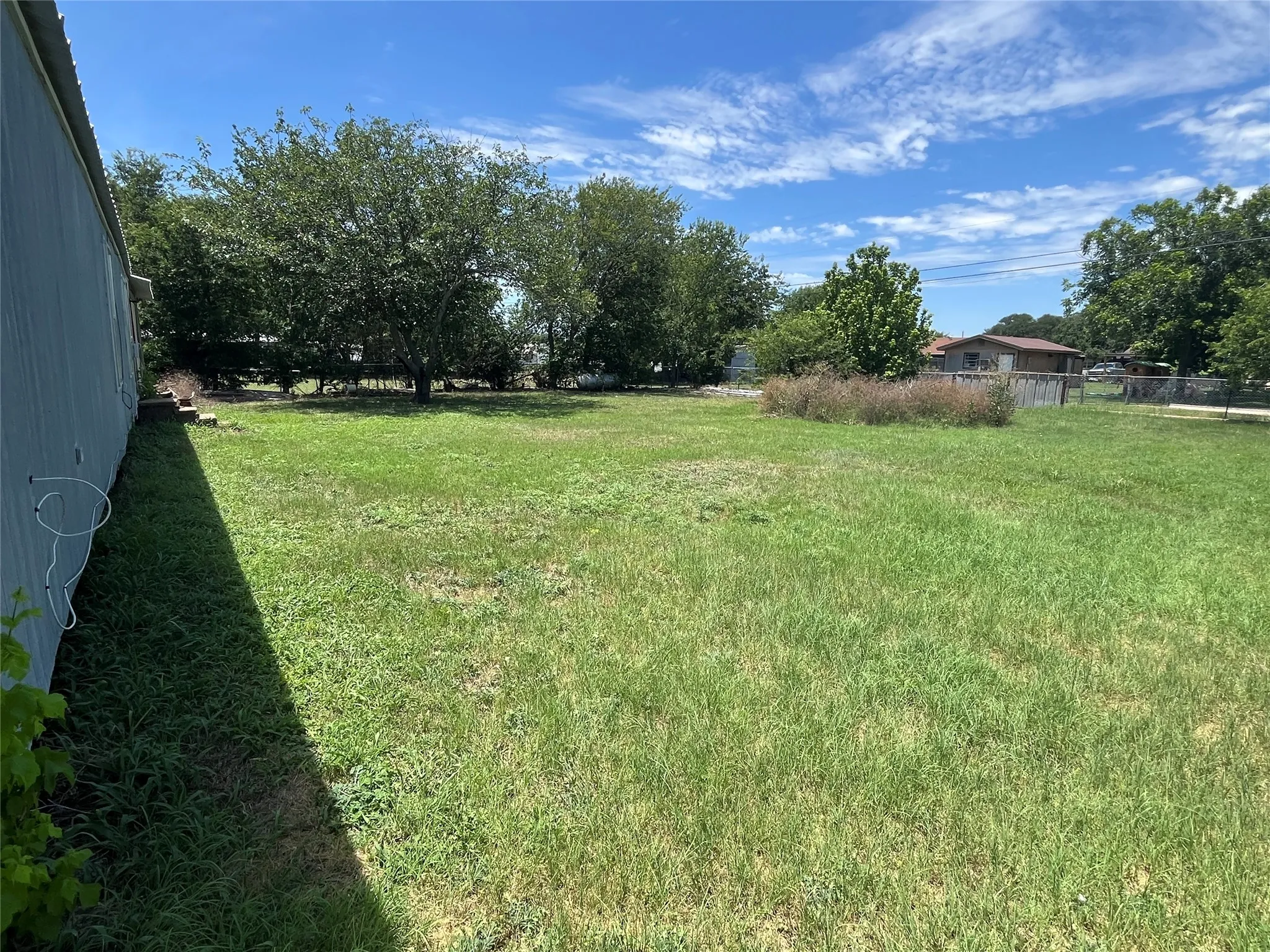 Mobile Home For Sale in Erath County , 518 Eagle Street, Dublin, Texas 76446, 2 Bedroom, 2 Bathroom, Garage spaces, 1,029 Sqft, built in 1992, mls#21322836, Real Estate Agent in Dublin, Homes For Sale in Erath county, Homes For Sale in Dublin, Realtor in Dublin Texas, Real Estate Brokerage Independent Realty Texas, Luminita Cordes Realtor