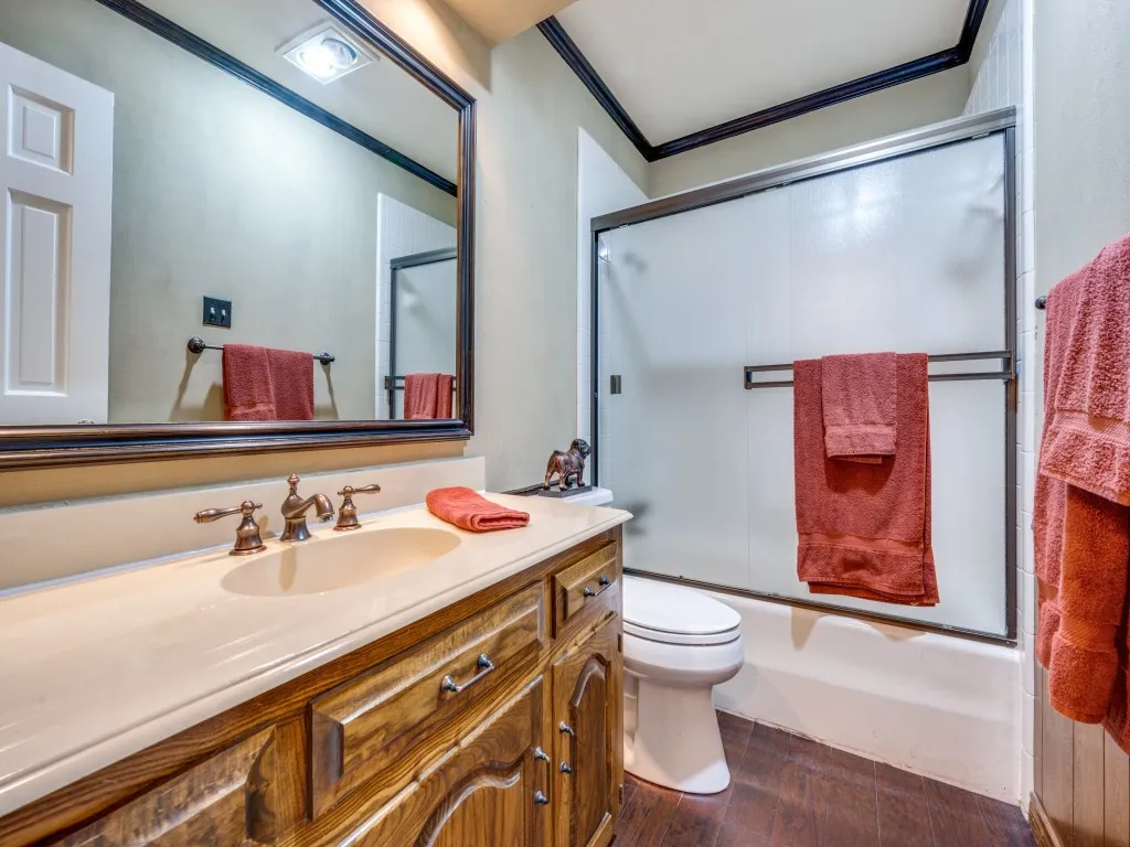 Single Family Residence For Sale in Dallas County , 6115 Bluff Point Drive, Dallas, Texas 75248, 4 Bedroom, 3 Bathroom, 2 Garage spaces, 2,690 Sqft, built in 1982, Price $730,000, mls#21323029, Real Estate Agent in Dallas, Homes For Sale in Dallas county, Homes For Sale in Dallas, Realtor in Dallas Texas, Real Estate Brokerage Independent Realty Texas, Luminita Cordes Realtor