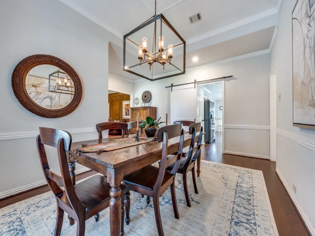 Single Family Residence For Sale in Dallas County , 6115 Bluff Point Drive, Dallas, Texas 75248, 4 Bedroom, 3 Bathroom, 2 Garage spaces, 2,690 Sqft, built in 1982, Price $730,000, mls#21323029, Real Estate Agent in Dallas, Homes For Sale in Dallas county, Homes For Sale in Dallas, Realtor in Dallas Texas, Real Estate Brokerage Independent Realty Texas, Luminita Cordes Realtor