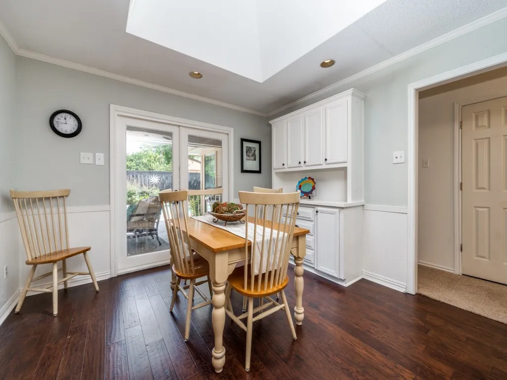 Single Family Residence For Sale in Dallas County , 6115 Bluff Point Drive, Dallas, Texas 75248, 4 Bedroom, 3 Bathroom, 2 Garage spaces, 2,690 Sqft, built in 1982, Price $730,000, mls#21323029, Real Estate Agent in Dallas, Homes For Sale in Dallas county, Homes For Sale in Dallas, Realtor in Dallas Texas, Real Estate Brokerage Independent Realty Texas, Luminita Cordes Realtor