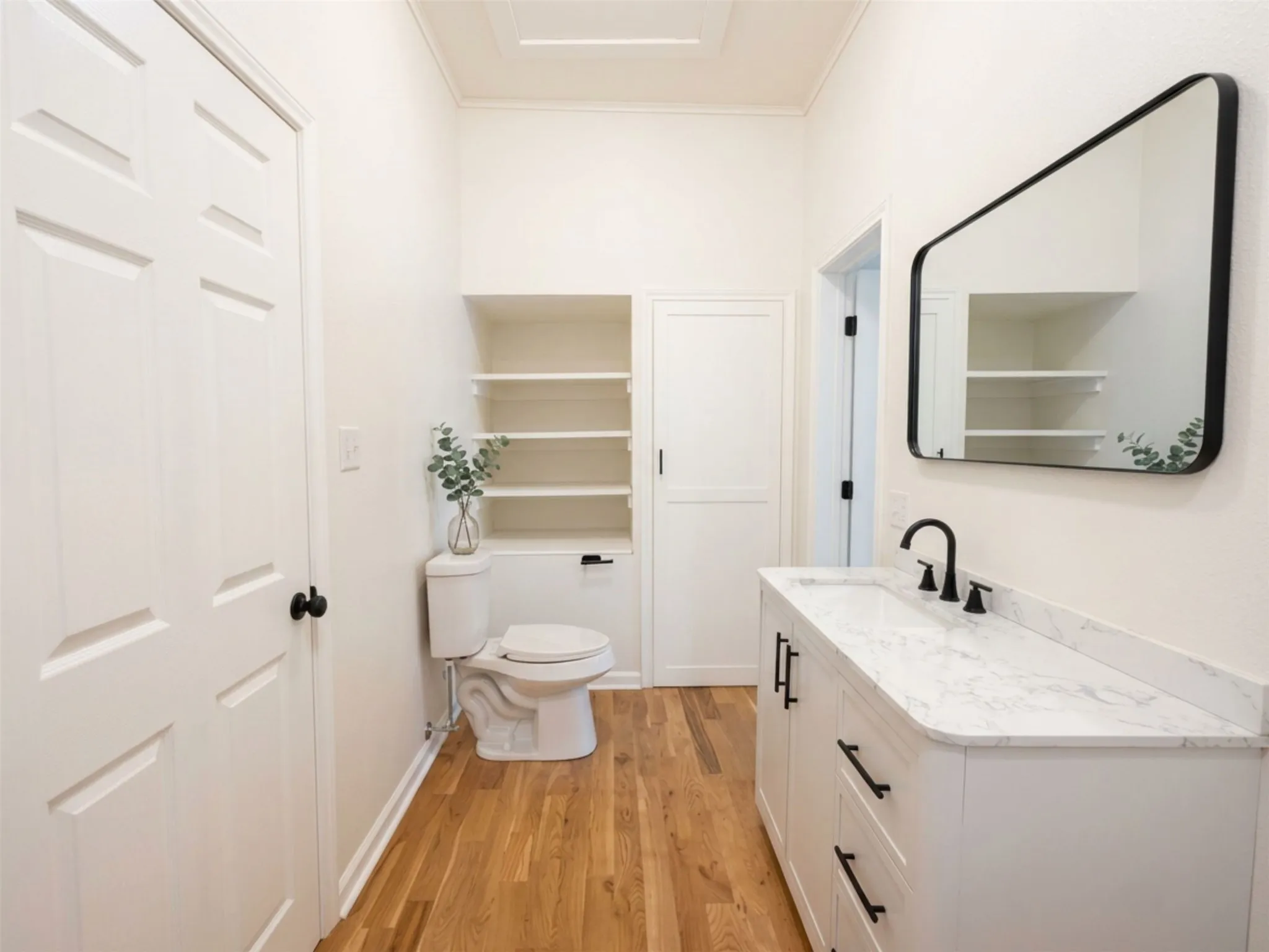 Single Family Residence For Rent in Tarrant County , 2011 N Houston Street, Fort Worth, Texas 76164, 4 Bedrooms, 3 Bathrooms, Garage spaces, 2,188 Sqft, built in 1925, Price $3,000, mls#21322966, Real Estate Agent in Fort Worth, Homes For Rent in Tarrant county, Homes For Rent in Fort Worth, Realtor in Fort Worth Texas, Real Estate Brokerage Independent Realty Texas, Luminita Cordes Realtor