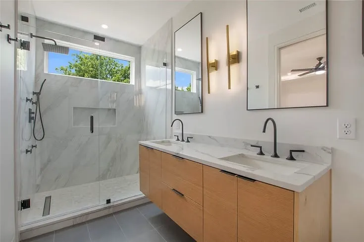 ensuite bath #3
