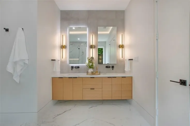 Single Family Residence For Sale in Dallas County , 6718 Victoria Avenue, Dallas, Texas 75209, 6 Bedrooms, 6 Bathrooms, 2 Garage spaces, 4,517 Sqft, built in 2023, Price $1,325,000, mls#21321792, Real Estate Agent in Dallas, Homes For Sale in Dallas county, Homes For Sale in Dallas, Realtor in Dallas Texas, Real Estate Brokerage Independent Realty Texas, Luminita Cordes Realtor