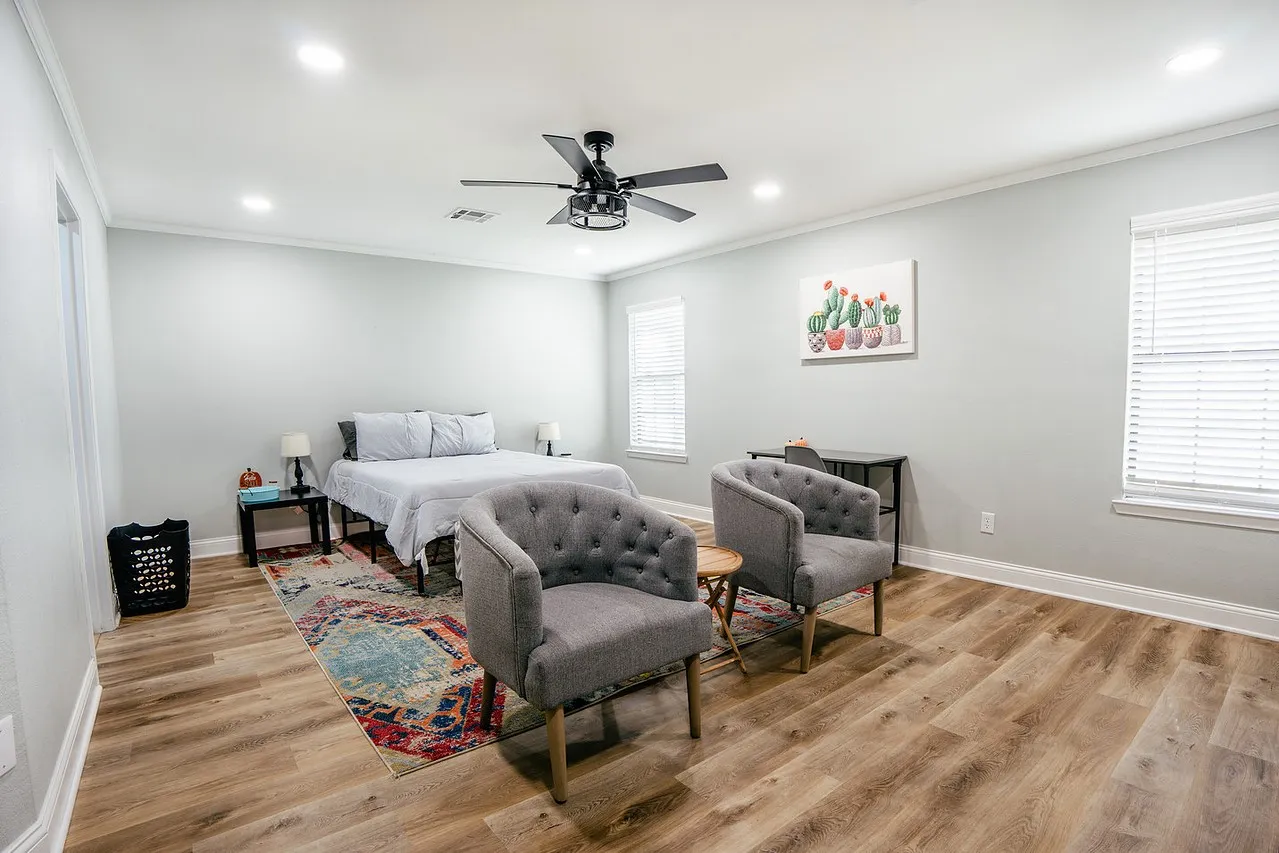 Single Family Residence For Sale in Mc Lennan County , 364 Melrose Drive, Woodway, Texas 76712, 3 Bedrooms, 3 Bathrooms, Garage spaces, 1,972 Sqft, built in 1988, Price $359,000, mls#21323056, Real Estate Agent in Woodway, Homes For Sale in Mc Lennan county, Homes For Sale in Woodway, Realtor in Woodway Texas, Real Estate Brokerage Independent Realty Texas, Luminita Cordes Realtor