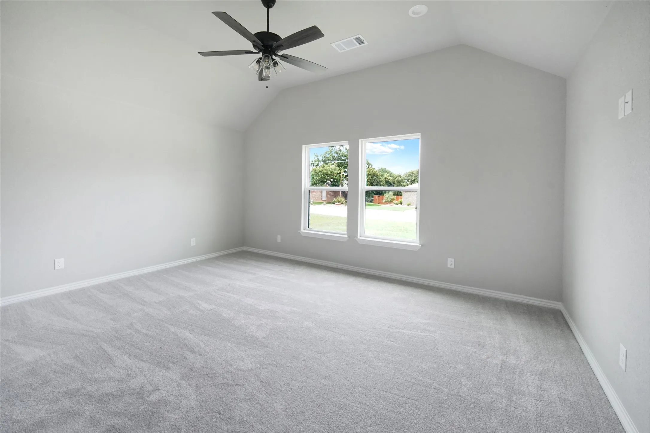 Single Family Residence For Sale in Jack County , 1607 W College, Jacksboro, Texas 76458, 4 Bedroom, 2 Bathroom, 2 Garage spaces, 1,581 Sqft, built in 2025, mls#21309826, Real Estate Agent in Jacksboro, Homes For Sale in Jack county, Homes For Sale in Jacksboro, Realtor in Jacksboro Texas, Real Estate Brokerage Independent Realty Texas, Luminita Cordes Realtor