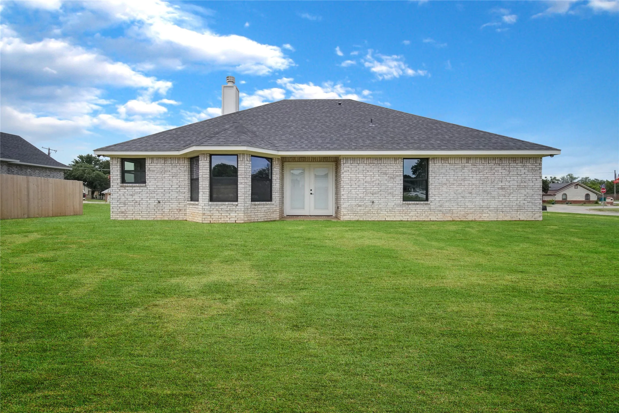 Single Family Residence For Sale in Jack County , 1607 W College, Jacksboro, Texas 76458, 4 Bedroom, 2 Bathroom, 2 Garage spaces, 1,581 Sqft, built in 2025, mls#21309826, Real Estate Agent in Jacksboro, Homes For Sale in Jack county, Homes For Sale in Jacksboro, Realtor in Jacksboro Texas, Real Estate Brokerage Independent Realty Texas, Luminita Cordes Realtor