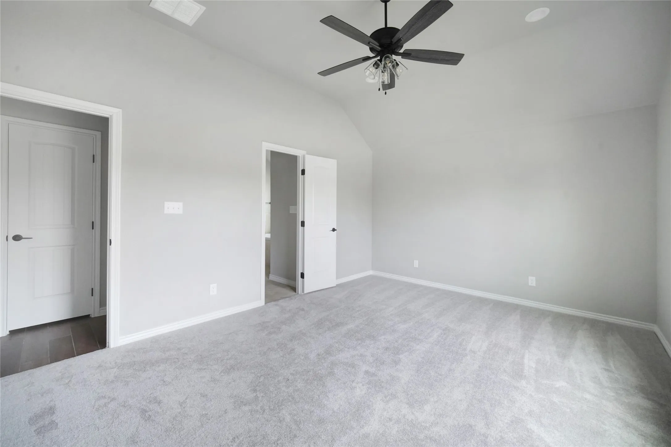 Single Family Residence For Sale in Jack County , 1607 W College, Jacksboro, Texas 76458, 4 Bedroom, 2 Bathroom, 2 Garage spaces, 1,581 Sqft, built in 2025, mls#21309826, Real Estate Agent in Jacksboro, Homes For Sale in Jack county, Homes For Sale in Jacksboro, Realtor in Jacksboro Texas, Real Estate Brokerage Independent Realty Texas, Luminita Cordes Realtor