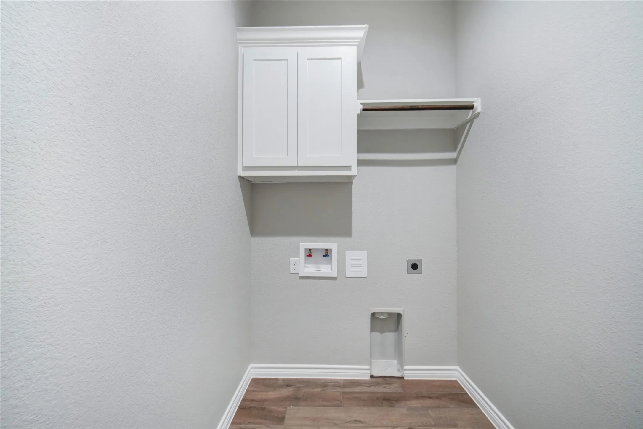 Single Family Residence For Sale in Jack County , 1607 W College, Jacksboro, Texas 76458, 4 Bedroom, 2 Bathroom, 2 Garage spaces, 1,581 Sqft, built in 2025, mls#21309826, Real Estate Agent in Jacksboro, Homes For Sale in Jack county, Homes For Sale in Jacksboro, Realtor in Jacksboro Texas, Real Estate Brokerage Independent Realty Texas, Luminita Cordes Realtor
