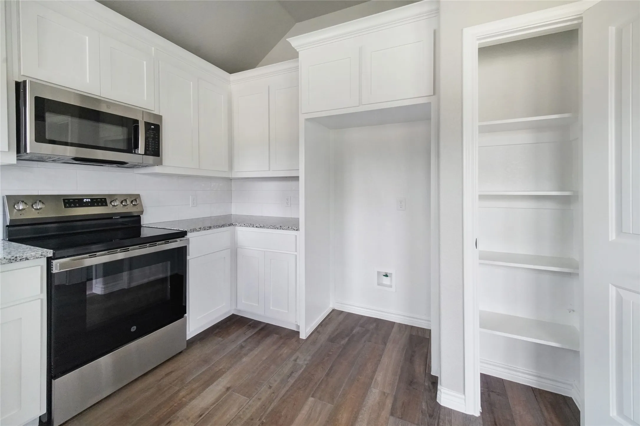 Single Family Residence For Sale in Jack County , 1607 W College, Jacksboro, Texas 76458, 4 Bedroom, 2 Bathroom, 2 Garage spaces, 1,581 Sqft, built in 2025, mls#21309826, Real Estate Agent in Jacksboro, Homes For Sale in Jack county, Homes For Sale in Jacksboro, Realtor in Jacksboro Texas, Real Estate Brokerage Independent Realty Texas, Luminita Cordes Realtor