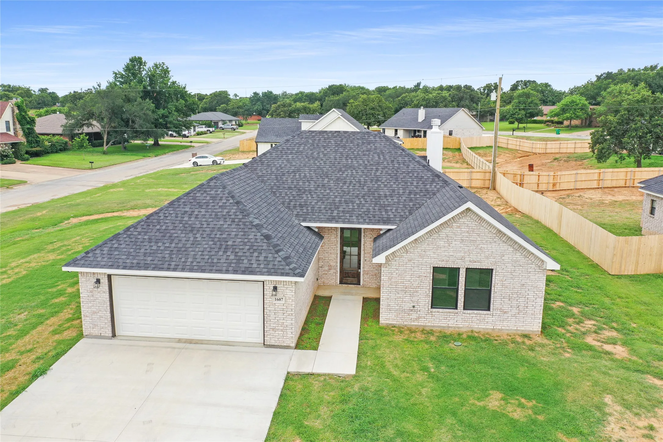 Single Family Residence For Sale in Jack County , 1607 W College, Jacksboro, Texas 76458, 4 Bedroom, 2 Bathroom, 2 Garage spaces, 1,581 Sqft, built in 2025, mls#21309826, Real Estate Agent in Jacksboro, Homes For Sale in Jack county, Homes For Sale in Jacksboro, Realtor in Jacksboro Texas, Real Estate Brokerage Independent Realty Texas, Luminita Cordes Realtor