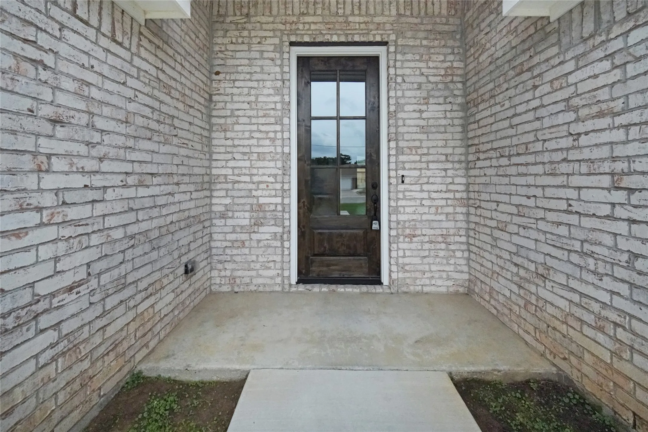 Single Family Residence For Sale in Jack County , 1607 W College, Jacksboro, Texas 76458, 4 Bedroom, 2 Bathroom, 2 Garage spaces, 1,581 Sqft, built in 2025, mls#21309826, Real Estate Agent in Jacksboro, Homes For Sale in Jack county, Homes For Sale in Jacksboro, Realtor in Jacksboro Texas, Real Estate Brokerage Independent Realty Texas, Luminita Cordes Realtor