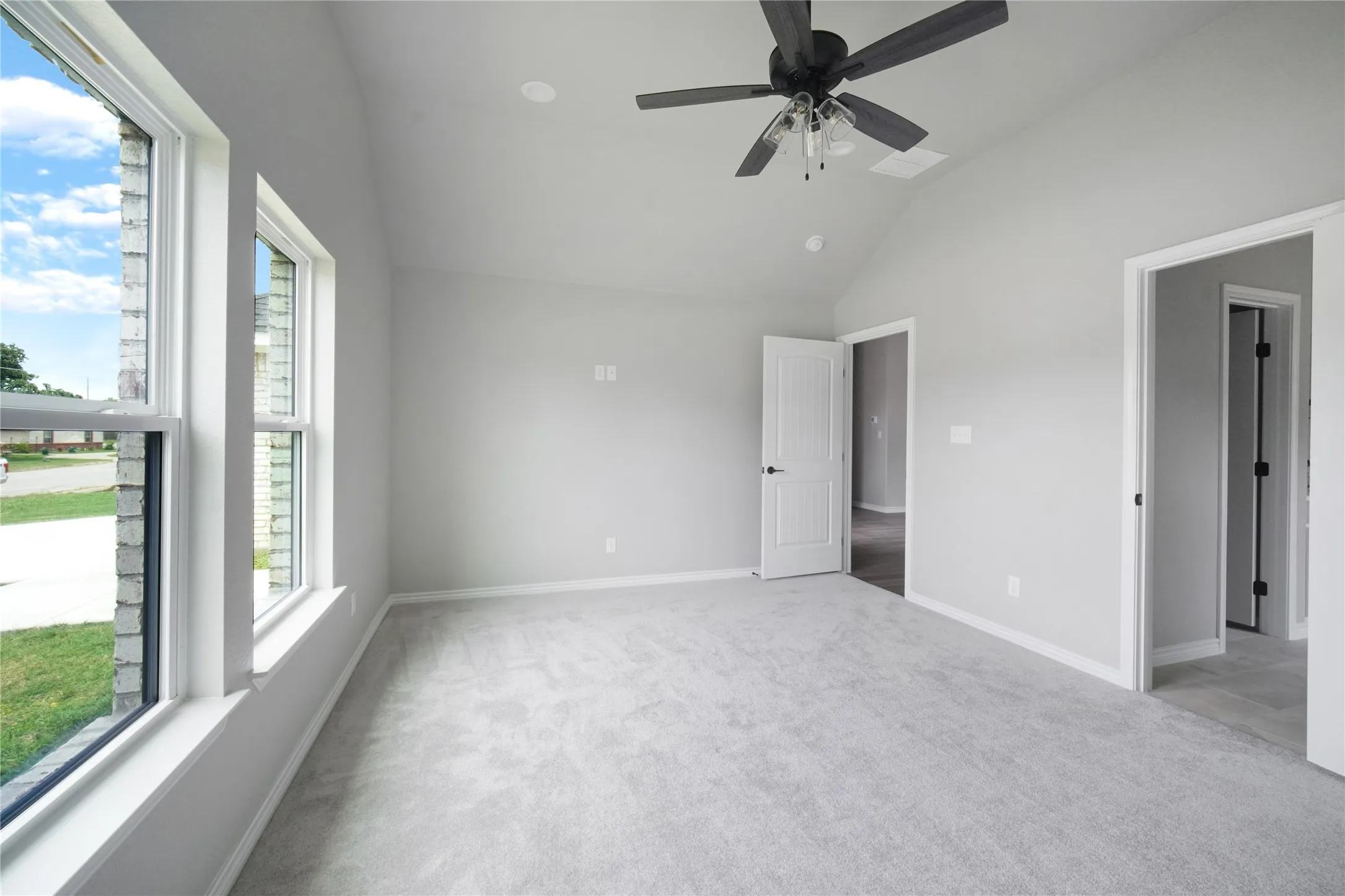 Single Family Residence For Sale in Jack County , 1607 W College, Jacksboro, Texas 76458, 4 Bedroom, 2 Bathroom, 2 Garage spaces, 1,581 Sqft, built in 2025, mls#21309826, Real Estate Agent in Jacksboro, Homes For Sale in Jack county, Homes For Sale in Jacksboro, Realtor in Jacksboro Texas, Real Estate Brokerage Independent Realty Texas, Luminita Cordes Realtor