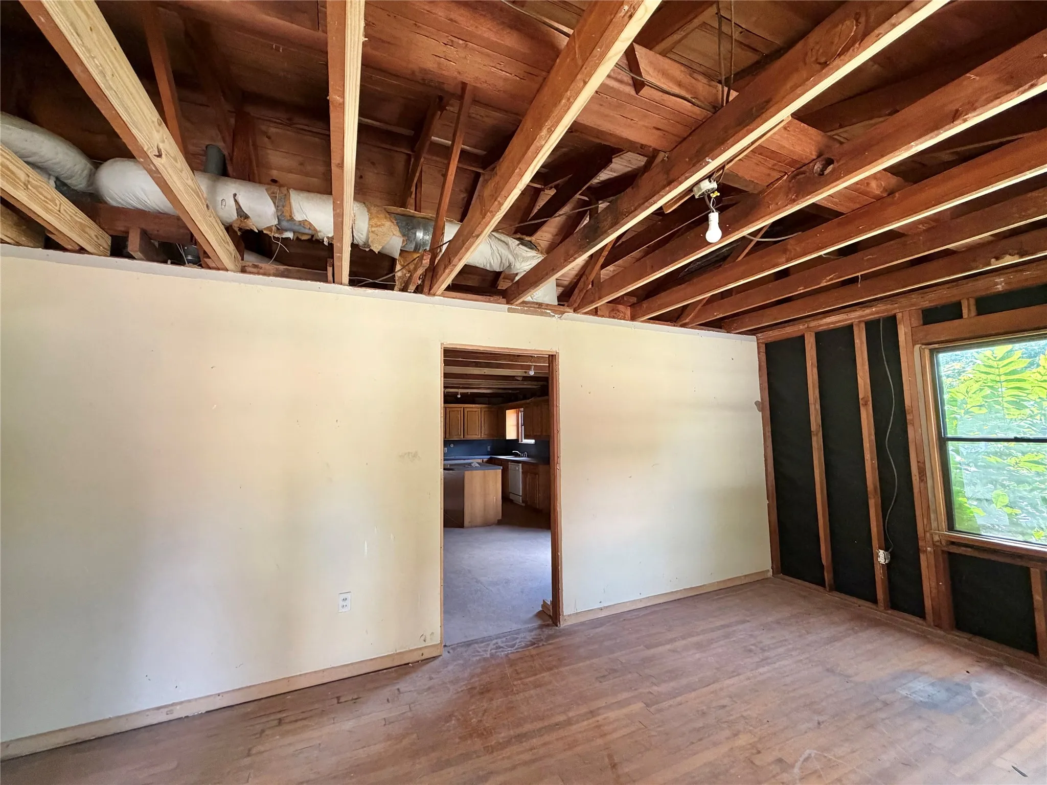 Single Family Residence For Sale in Mc Lennan County , 2501 S 27th Street, Waco, Texas 76706, 4 Bedroom, 2 Bathroom, Garage spaces, 2,544 Sqft, built in 1956, mls#21323048, Real Estate Agent in Waco, Homes For Sale in Mc Lennan county, Homes For Sale in Waco, Realtor in Waco Texas, Real Estate Brokerage Independent Realty Texas, Luminita Cordes Realtor