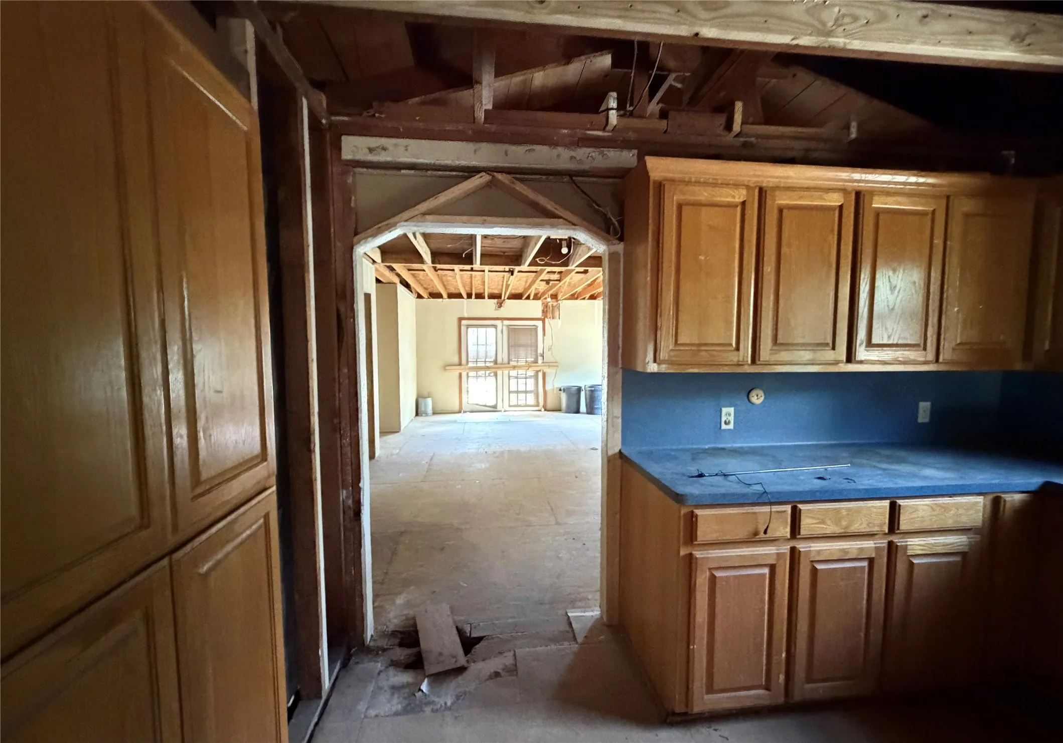 Single Family Residence For Sale in Mc Lennan County , 2501 S 27th Street, Waco, Texas 76706, 4 Bedroom, 2 Bathroom, Garage spaces, 2,544 Sqft, built in 1956, mls#21323048, Real Estate Agent in Waco, Homes For Sale in Mc Lennan county, Homes For Sale in Waco, Realtor in Waco Texas, Real Estate Brokerage Independent Realty Texas, Luminita Cordes Realtor