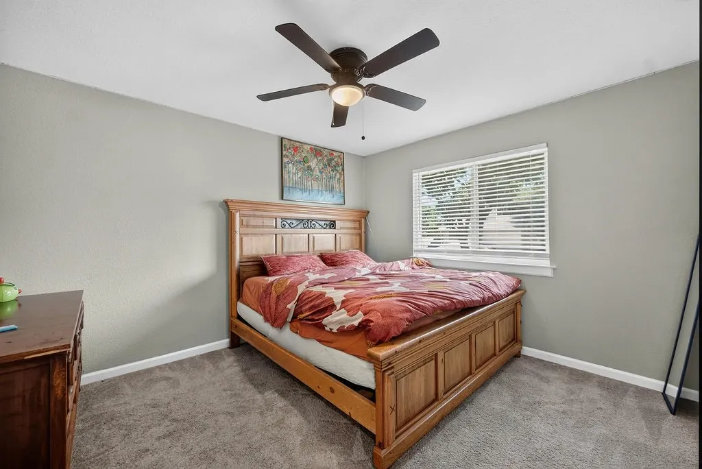 Single Family Residence For Sale in Dallas County , 3309 Graybar Drive, Garland, Texas 75040, 3 Bedroom, 3 Bathroom, 2 Garage spaces, 1,719 Sqft, built in 1978, Price $379,900, mls#21323079, Real Estate Agent in Garland, Homes For Sale in Dallas county, Homes For Sale in Garland, Realtor in Garland Texas, Real Estate Brokerage Independent Realty Texas, Luminita Cordes Realtor