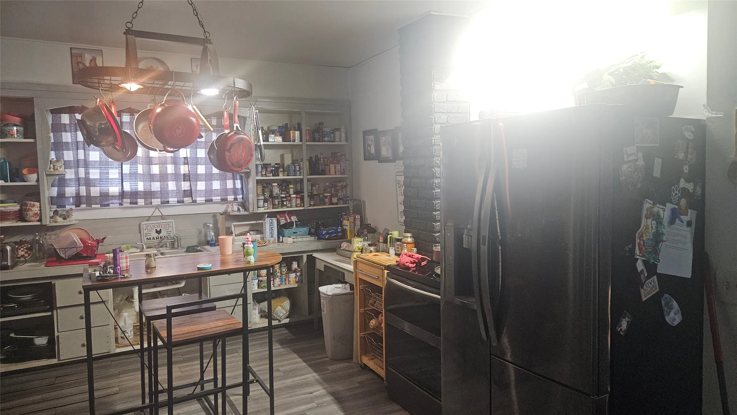 Farm For Sale in Mills County , 151 S FM 573, Mullin, Texas 76864, 2 Bedroom, 1 Bathroom, Garage spaces, 1,500 Sqft, built in 1920, mls#21319343, Real Estate Agent in Mullin, Homes For Sale in Mills county, Homes For Sale in Mullin, Realtor in Mullin Texas, Real Estate Brokerage Independent Realty Texas, Luminita Cordes Realtor