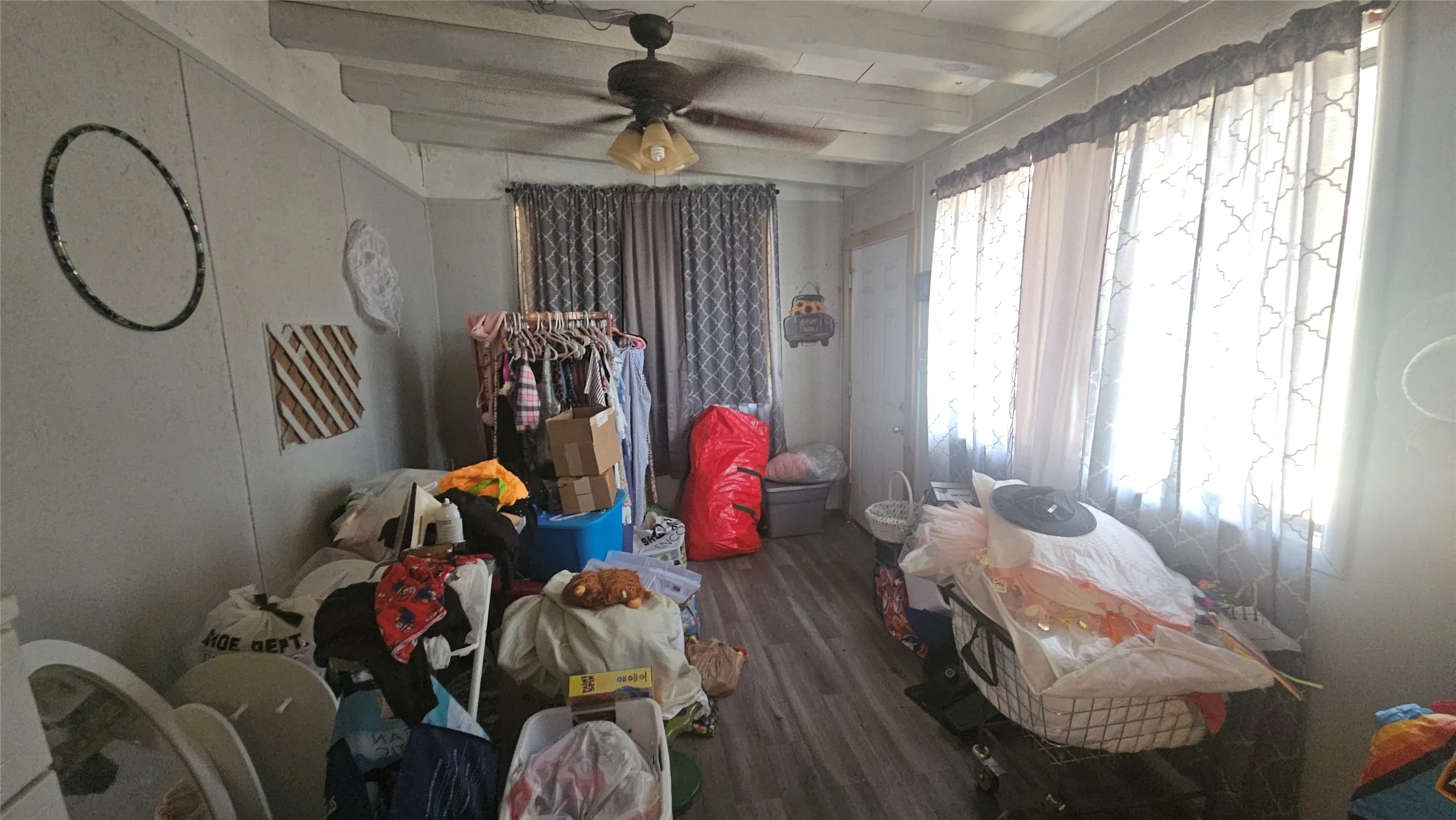 Farm For Sale in Mills County , 151 S FM 573, Mullin, Texas 76864, 2 Bedroom, 1 Bathroom, Garage spaces, 1,500 Sqft, built in 1920, mls#21319343, Real Estate Agent in Mullin, Homes For Sale in Mills county, Homes For Sale in Mullin, Realtor in Mullin Texas, Real Estate Brokerage Independent Realty Texas, Luminita Cordes Realtor